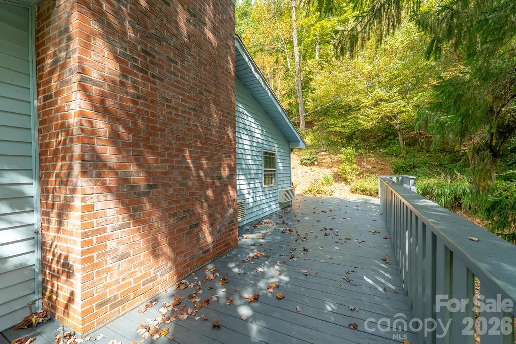 1168 North Country Club Drive — Cullowhee