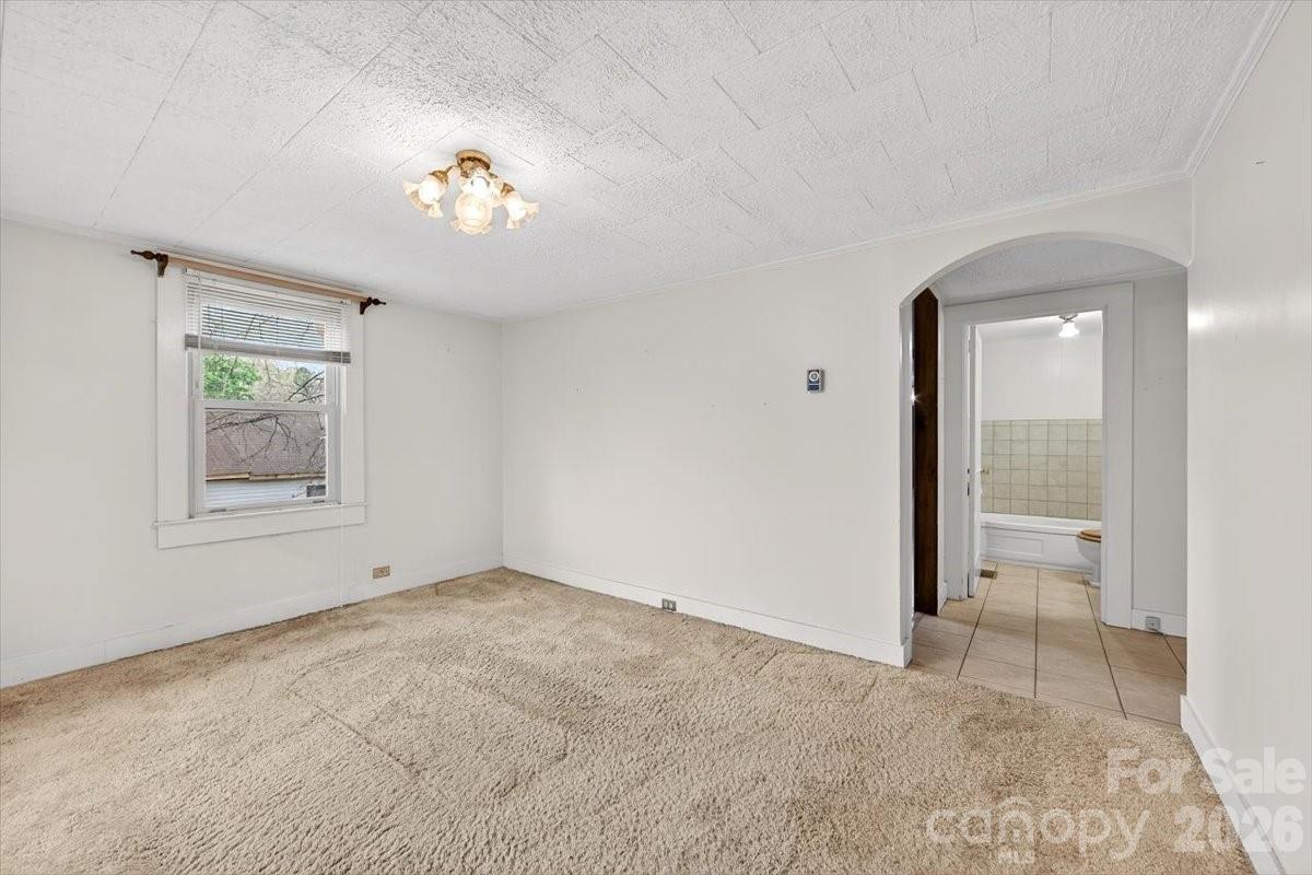 199 Mckinnon Avenue NE — Concord