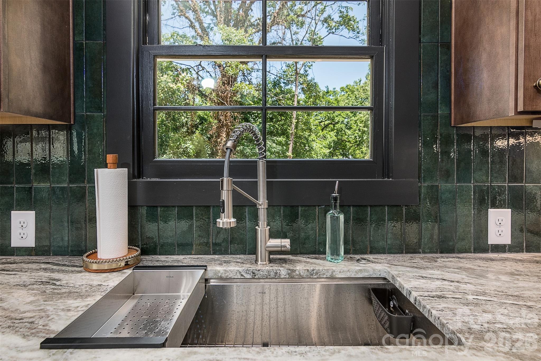 518 W Sharpe Street — Statesville