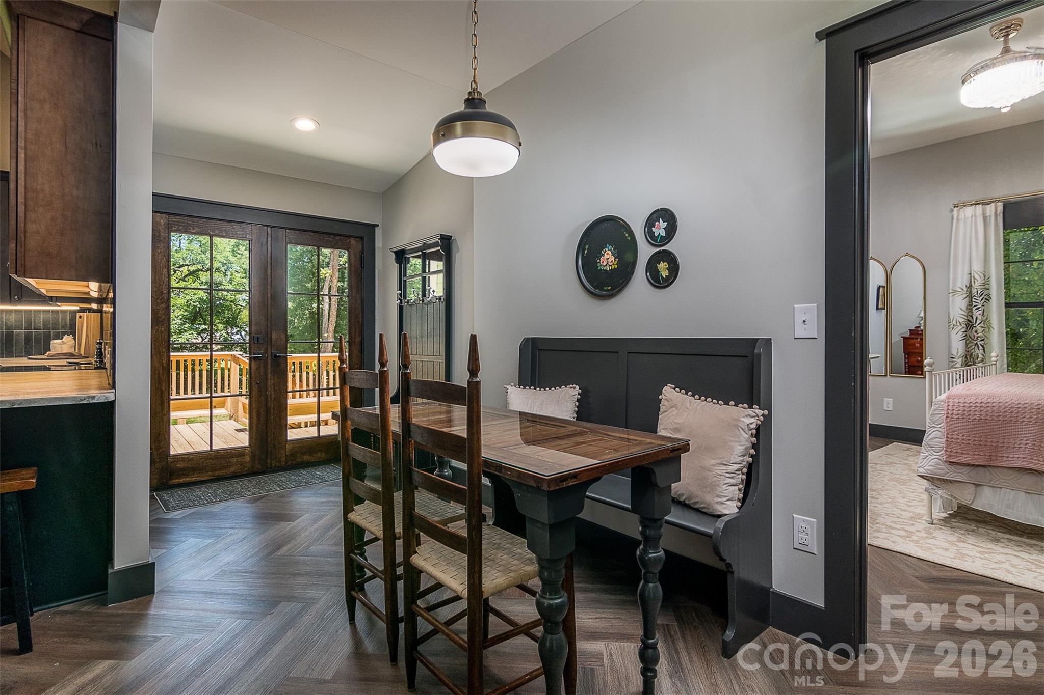 518 W Sharpe Street — Statesville