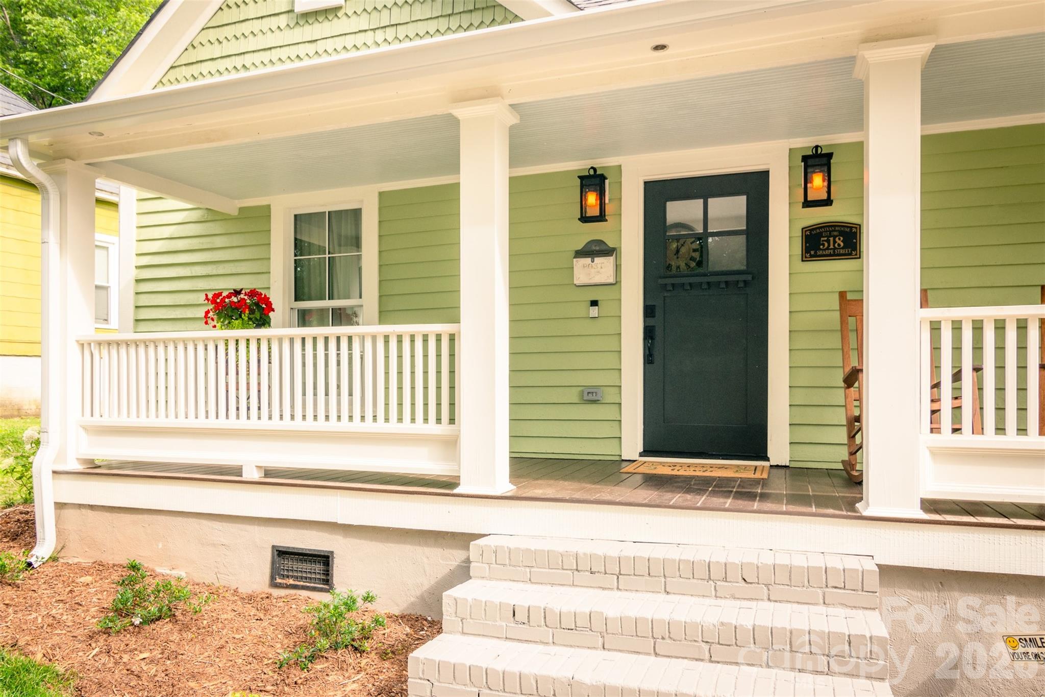 518 W Sharpe Street — Statesville