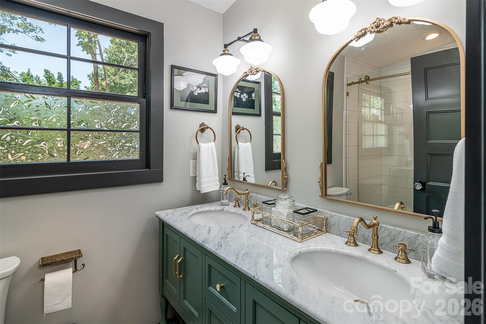 518 W Sharpe Street — Statesville