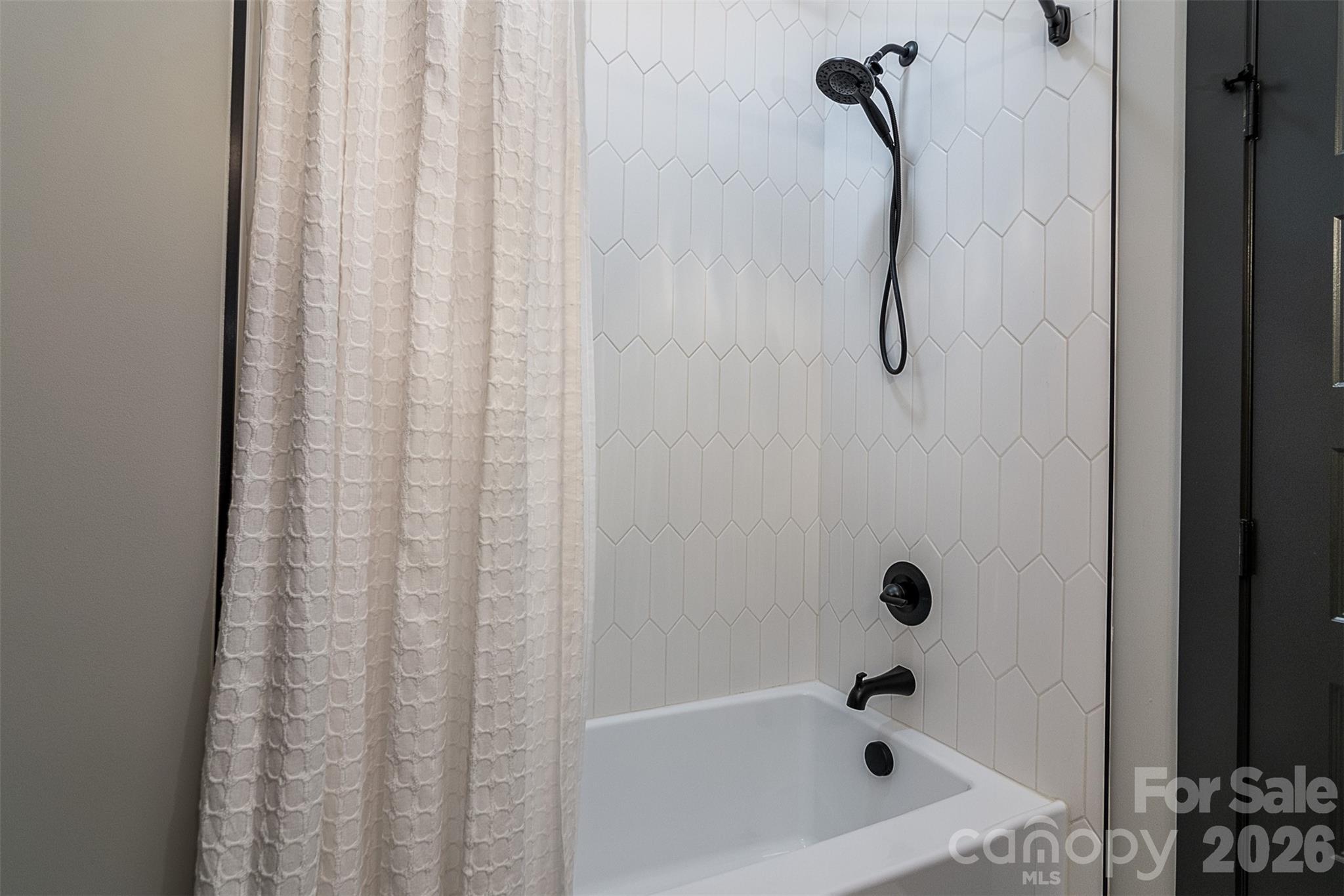 518 W Sharpe Street — Statesville