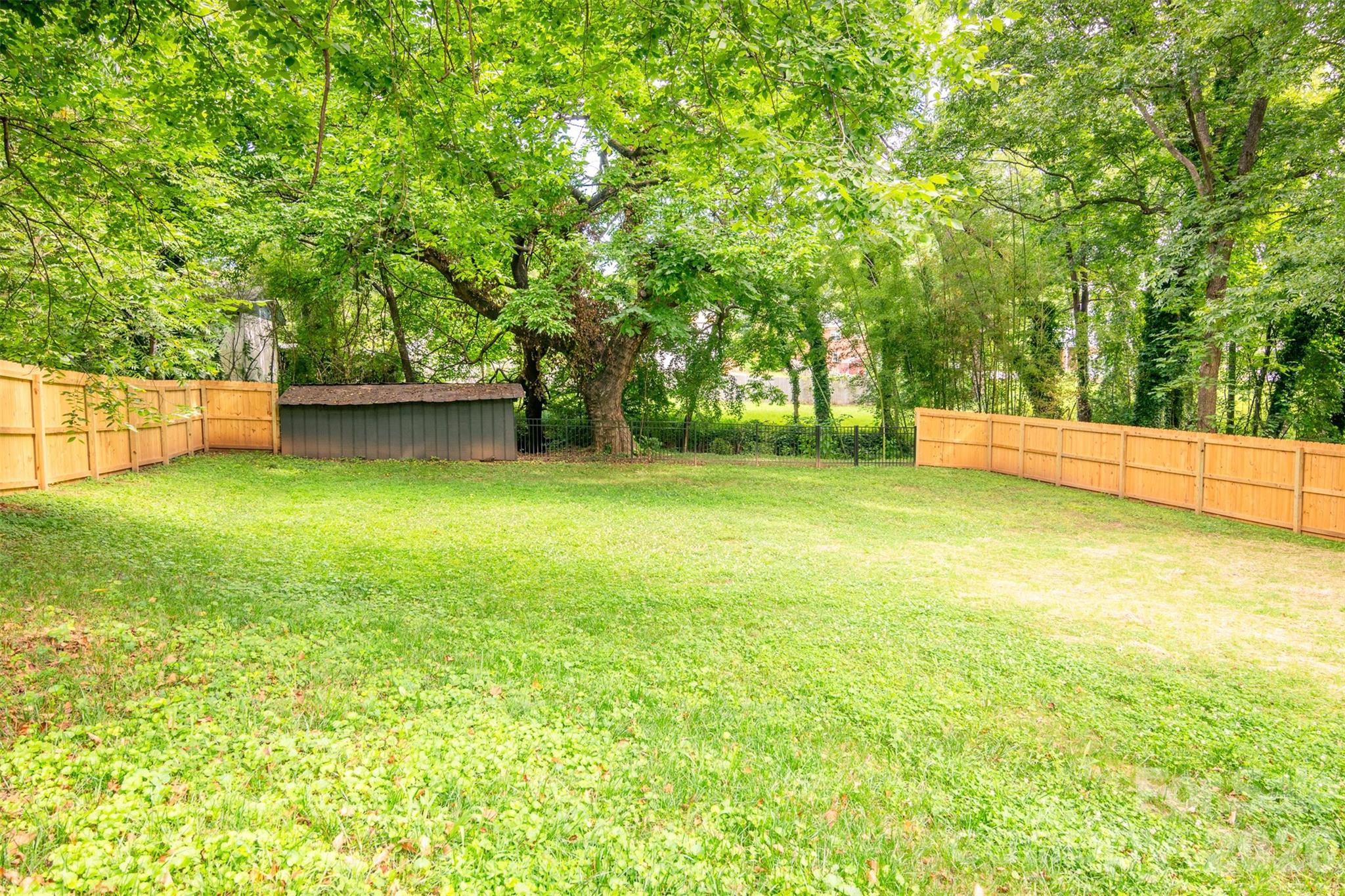518 W Sharpe Street — Statesville