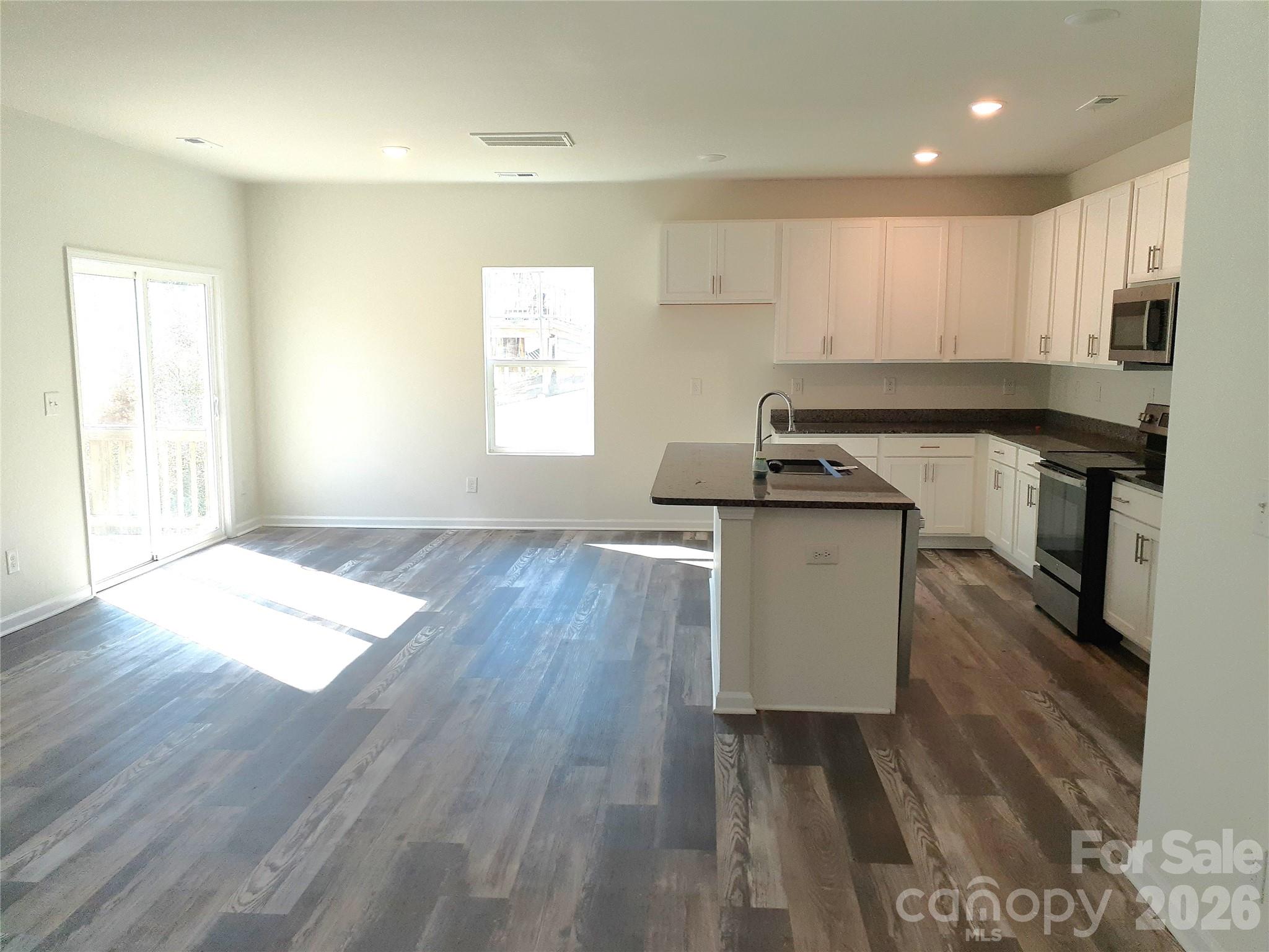 2019 Arapaho Drive — Charlotte