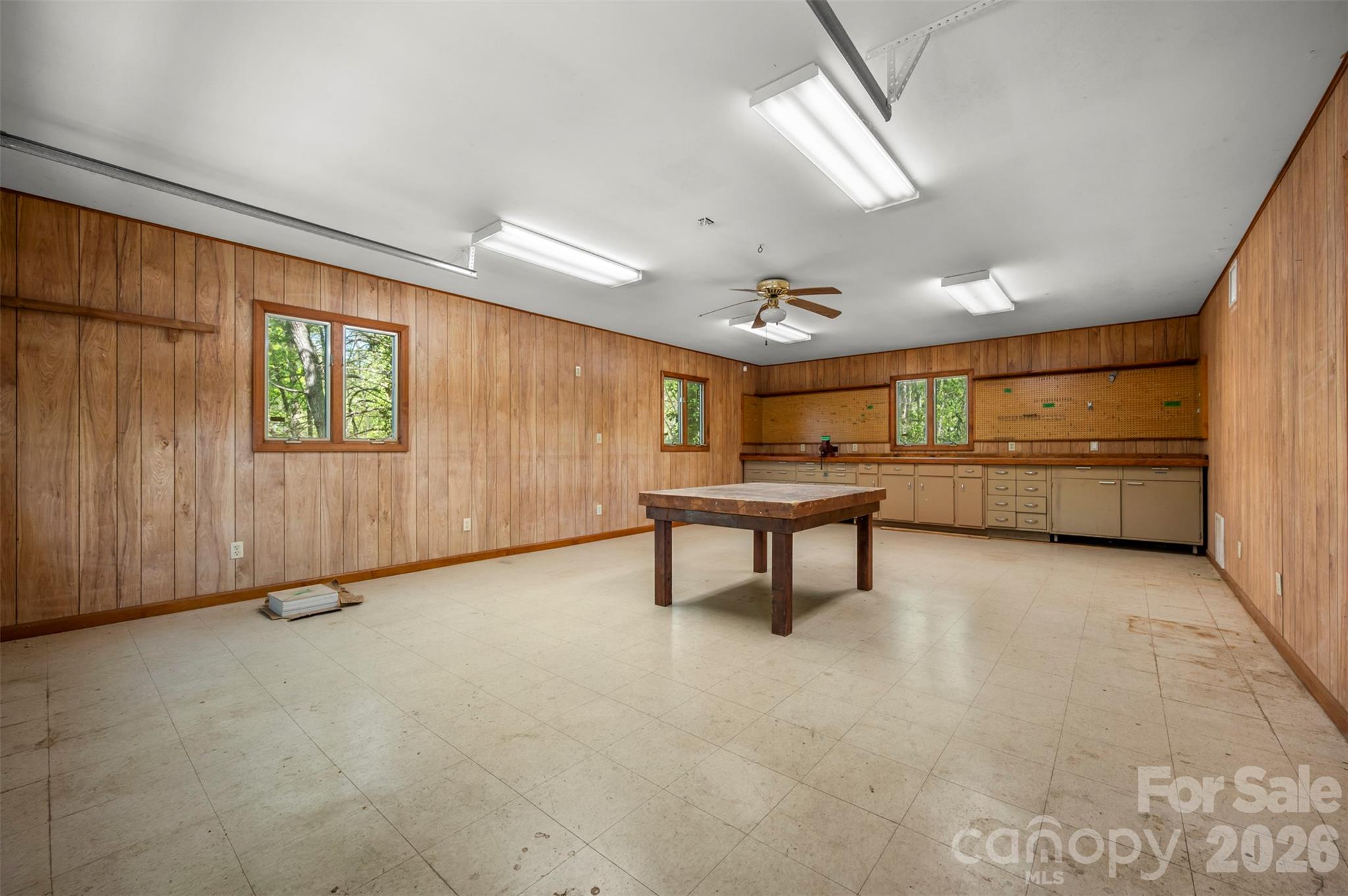 176 Fox Run Lane — Tryon