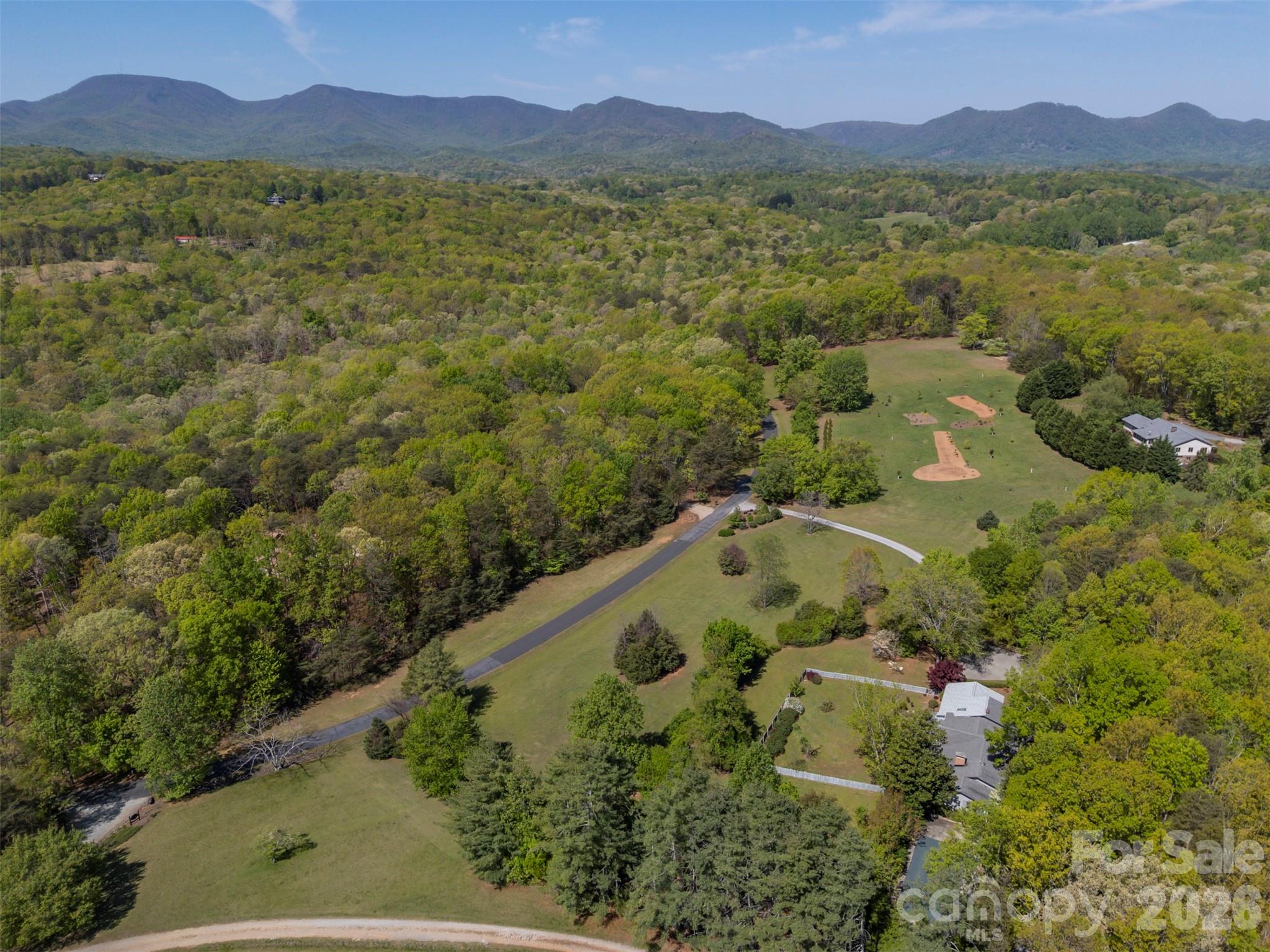 176 Fox Run Lane — Tryon