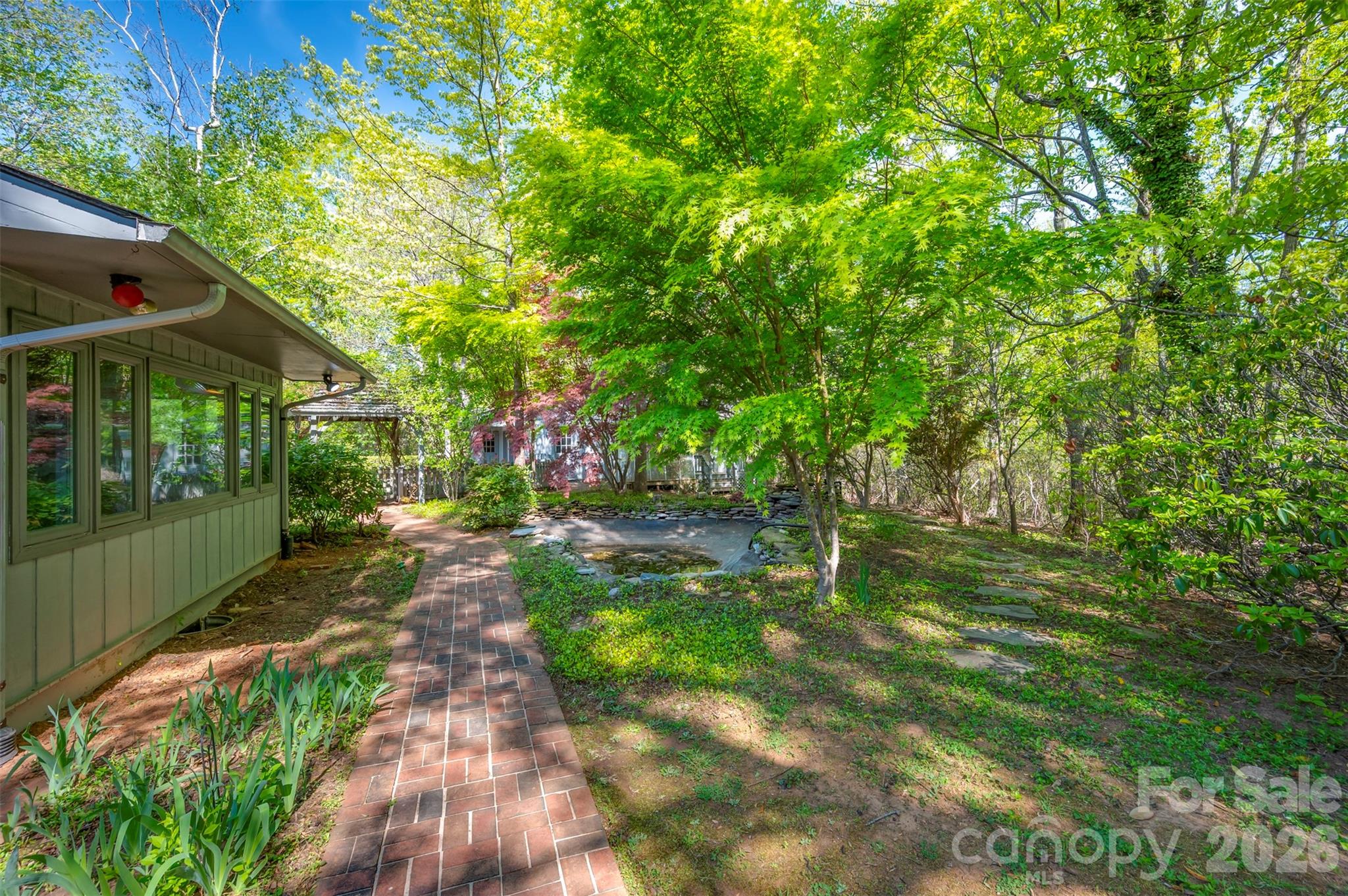 176 Fox Run Lane — Tryon