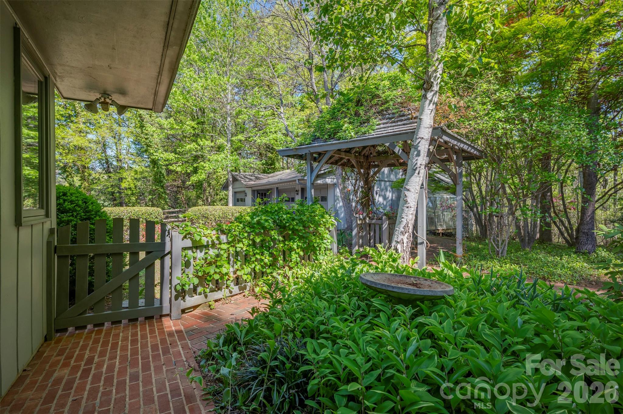 176 Fox Run Lane — Tryon