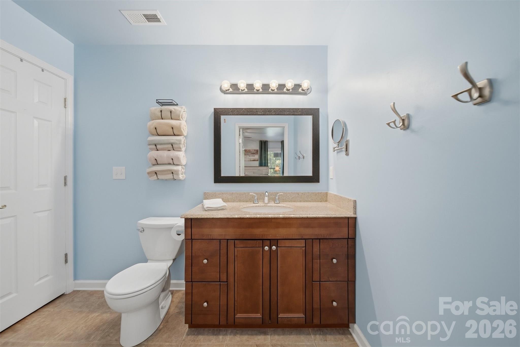 1662 Golden Cedar Lane — Newton