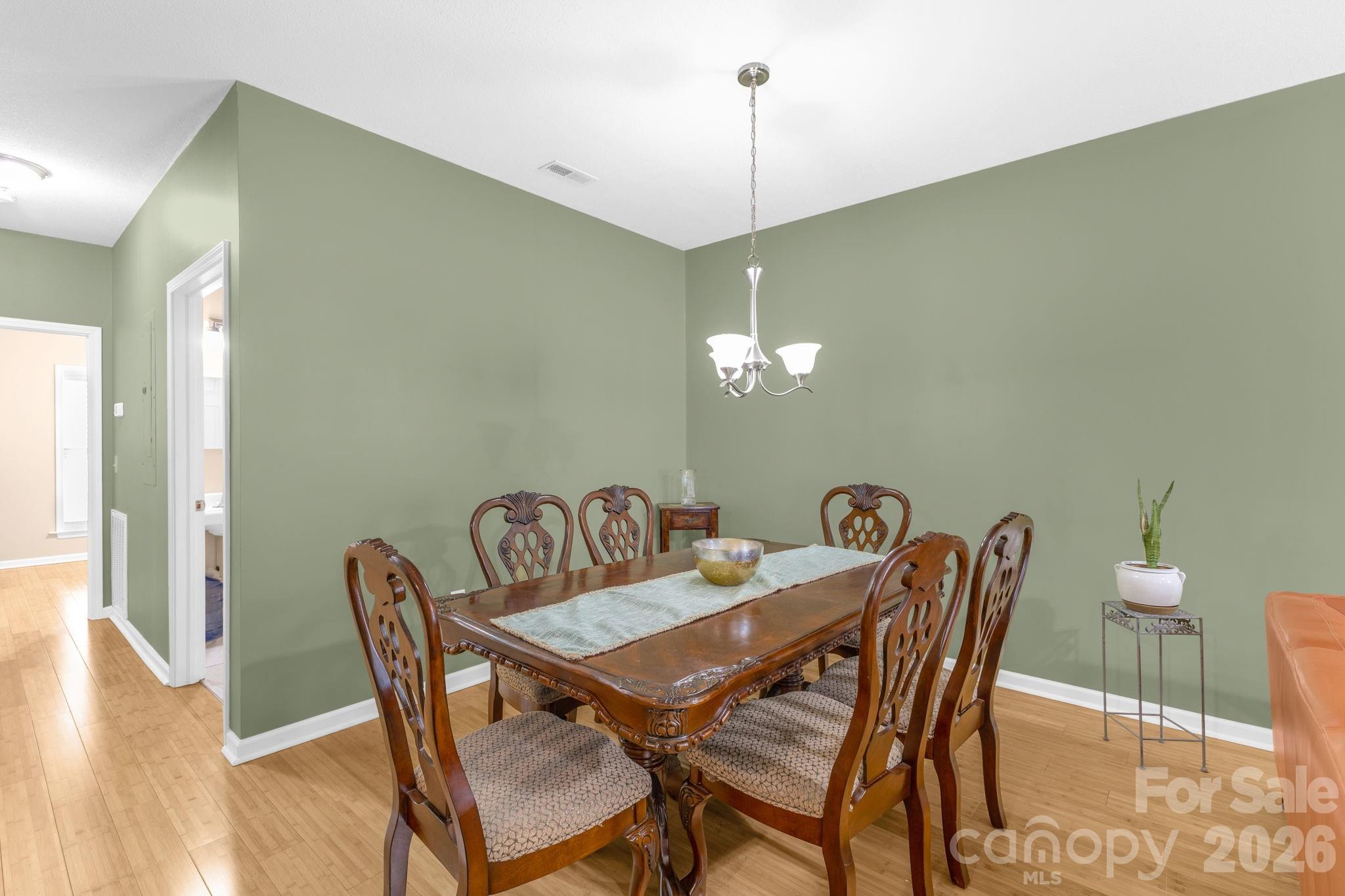 709 Villas Court — Asheville