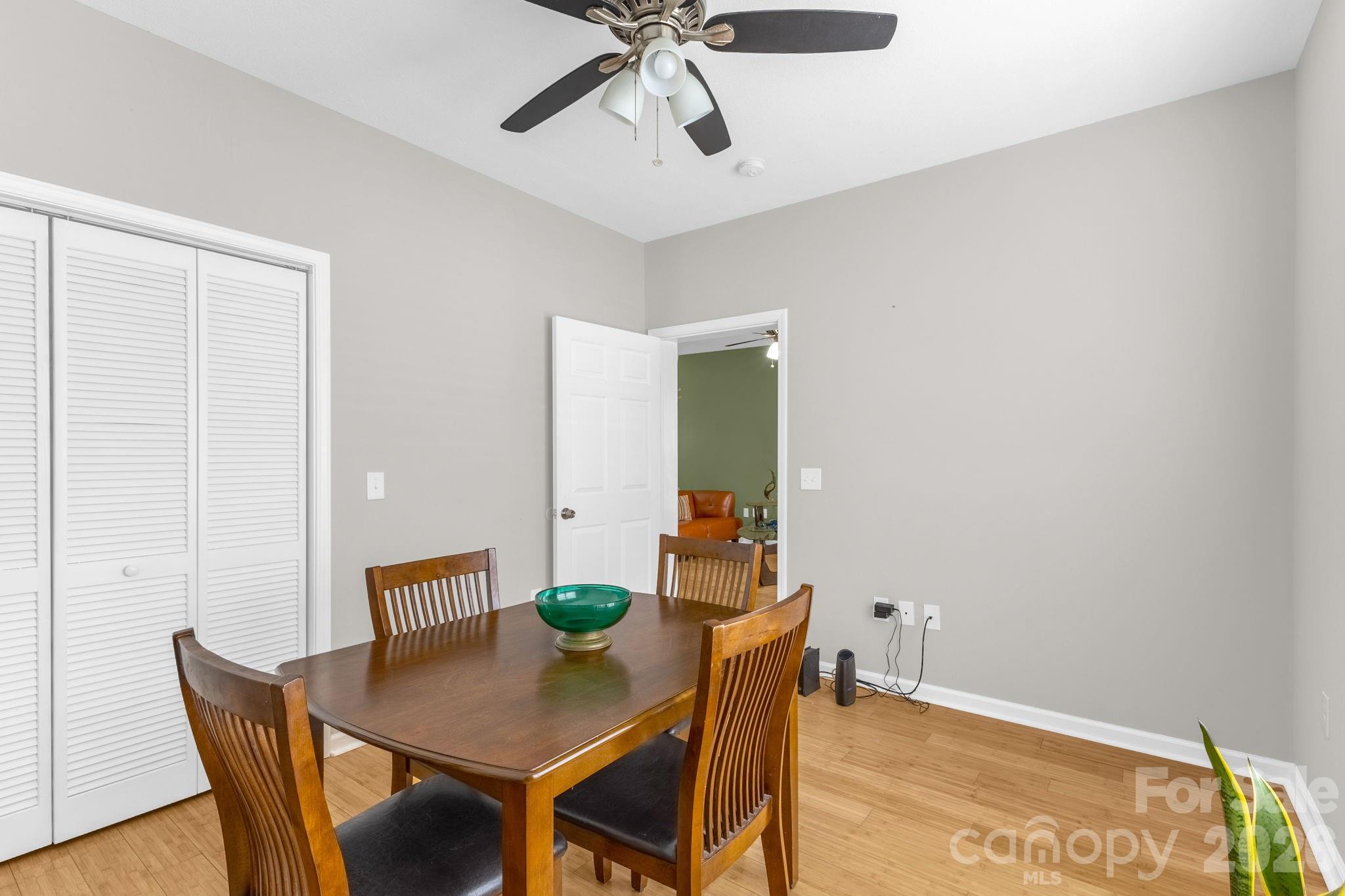 709 Villas Court — Asheville