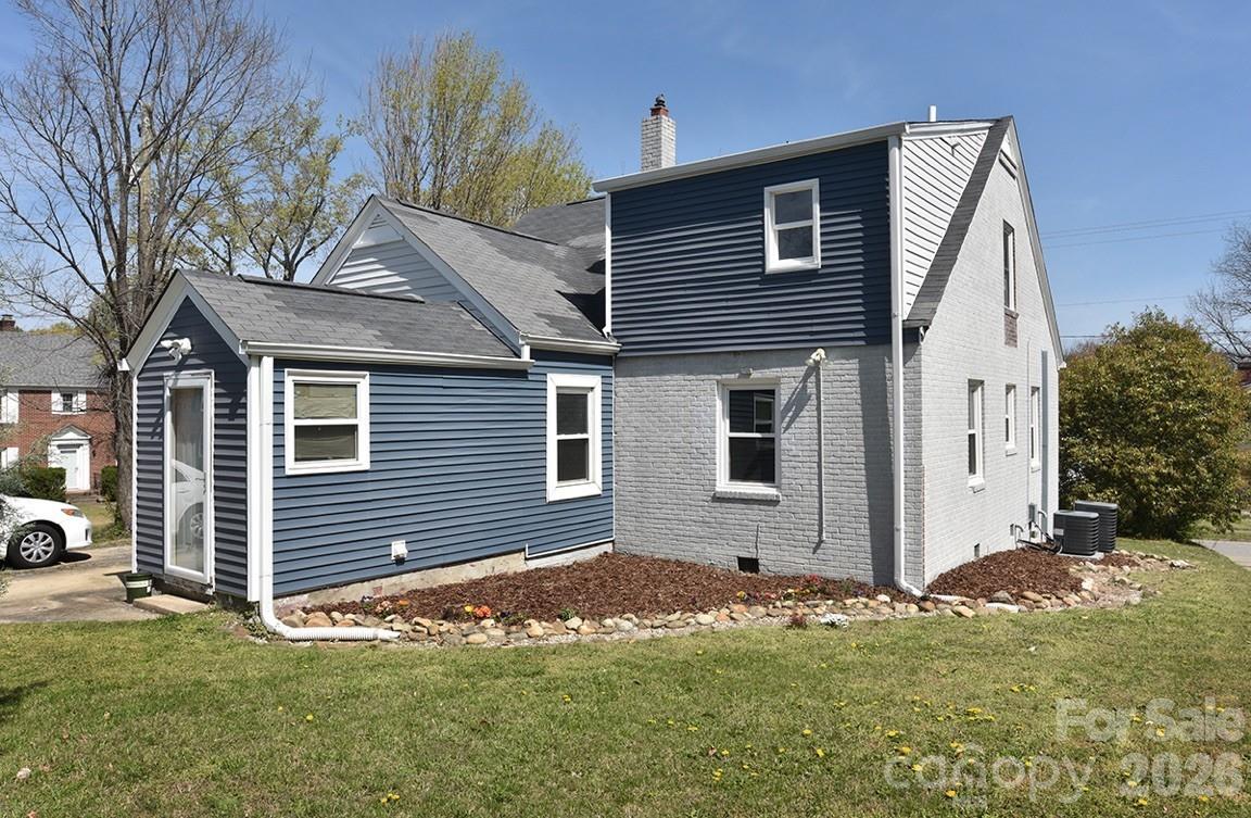 629 W Council Street — Salisbury