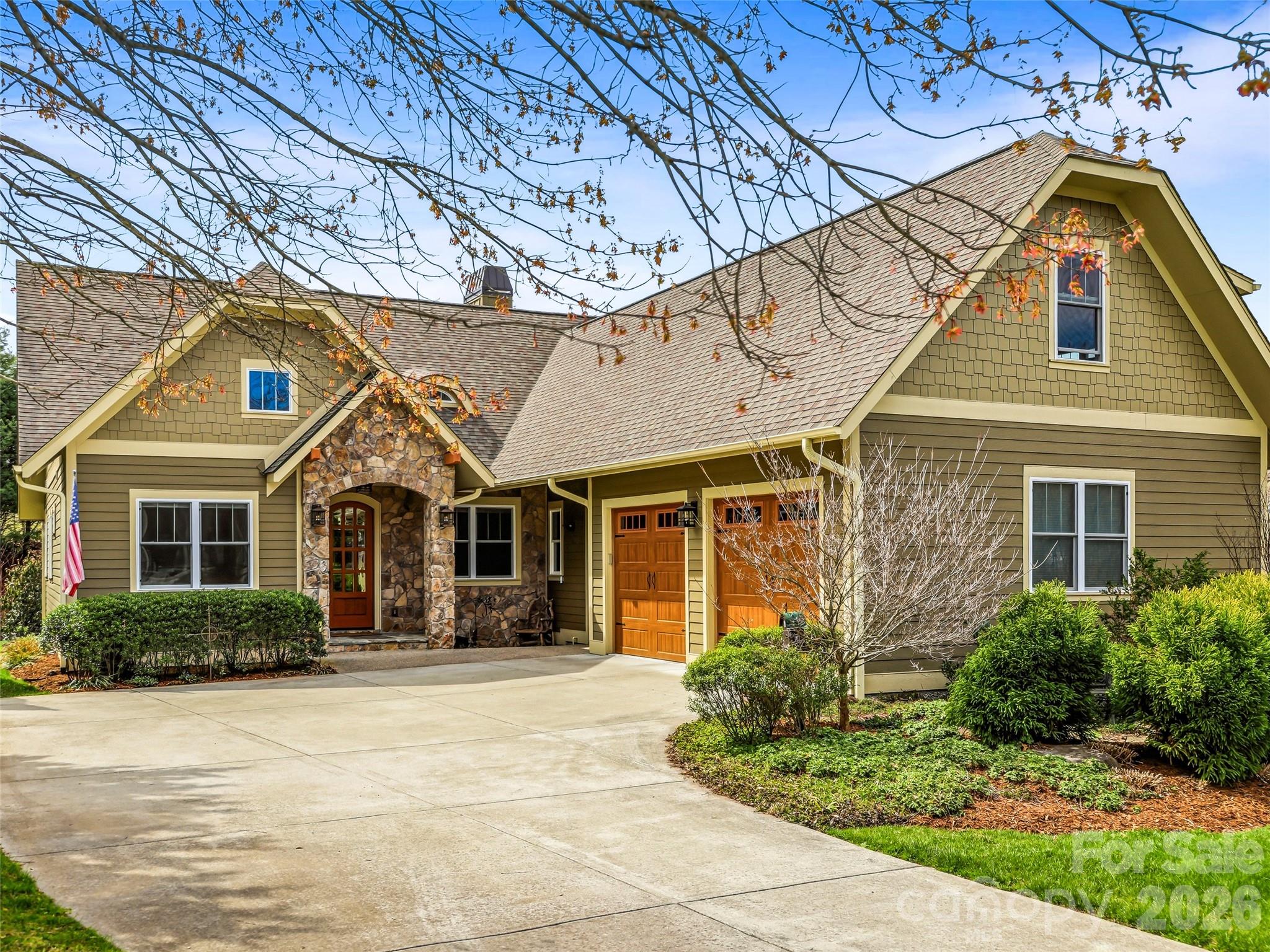 242 Whistlewood Lane — Hendersonville