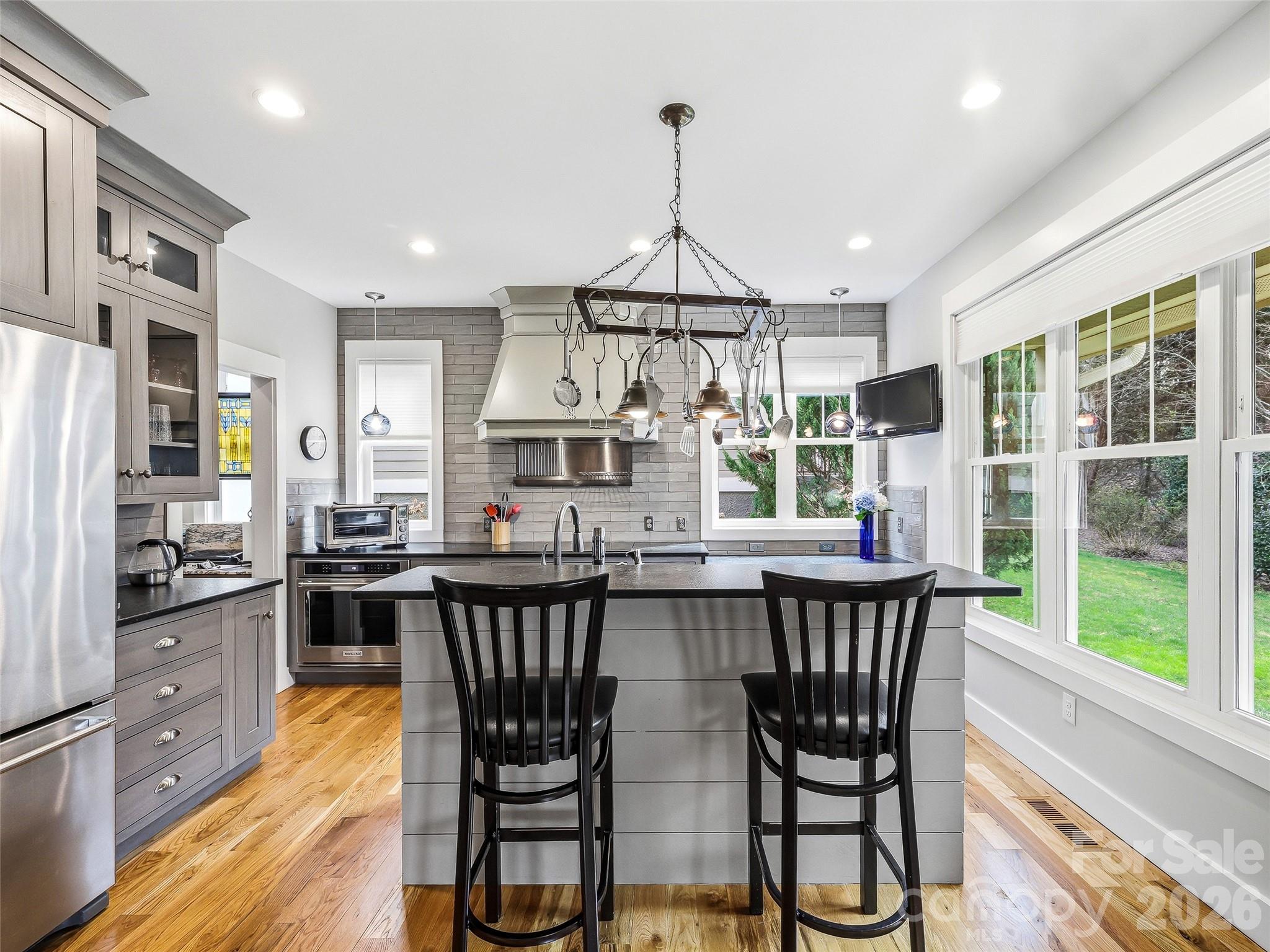 242 Whistlewood Lane — Hendersonville