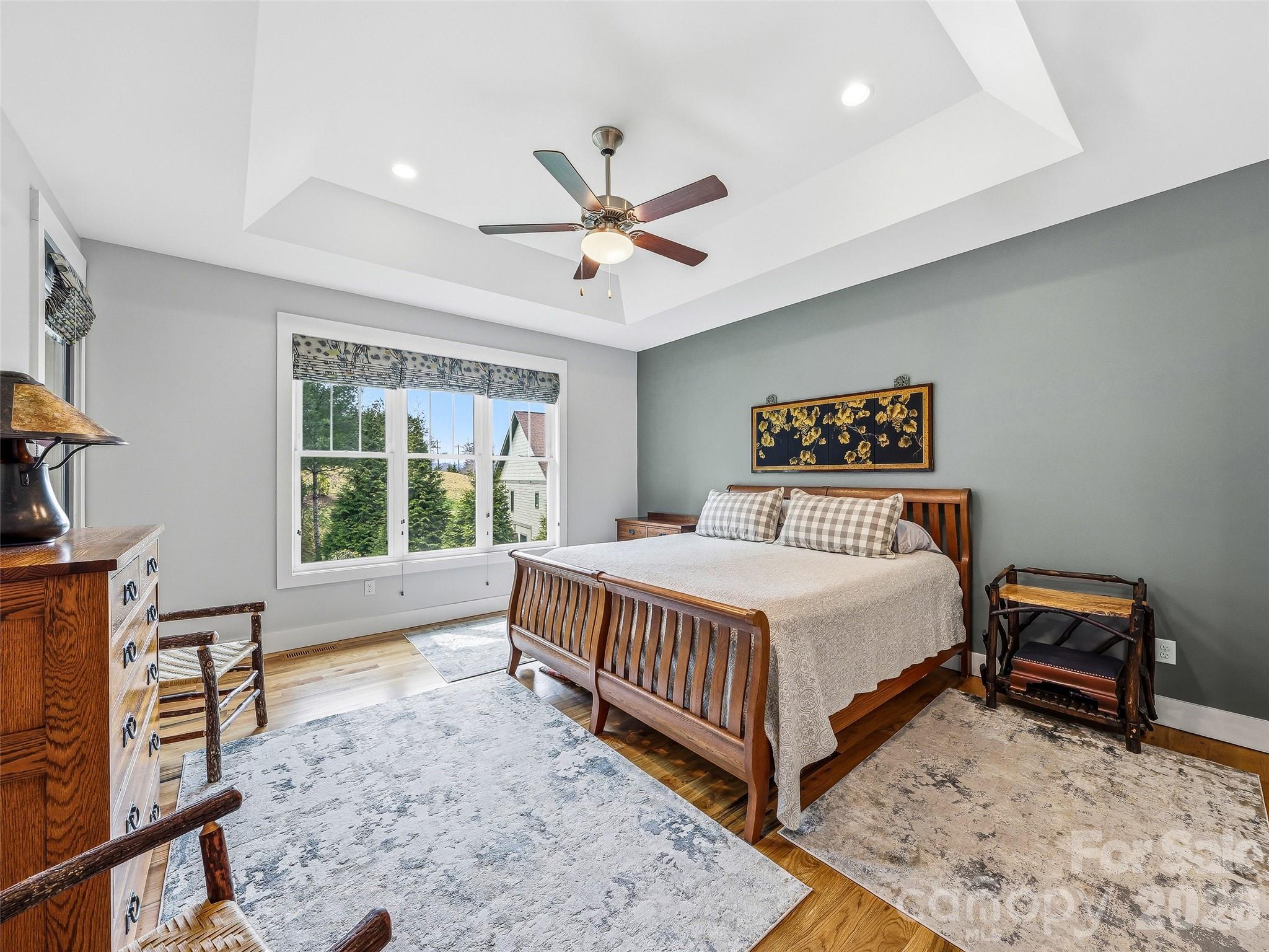 242 Whistlewood Lane — Hendersonville