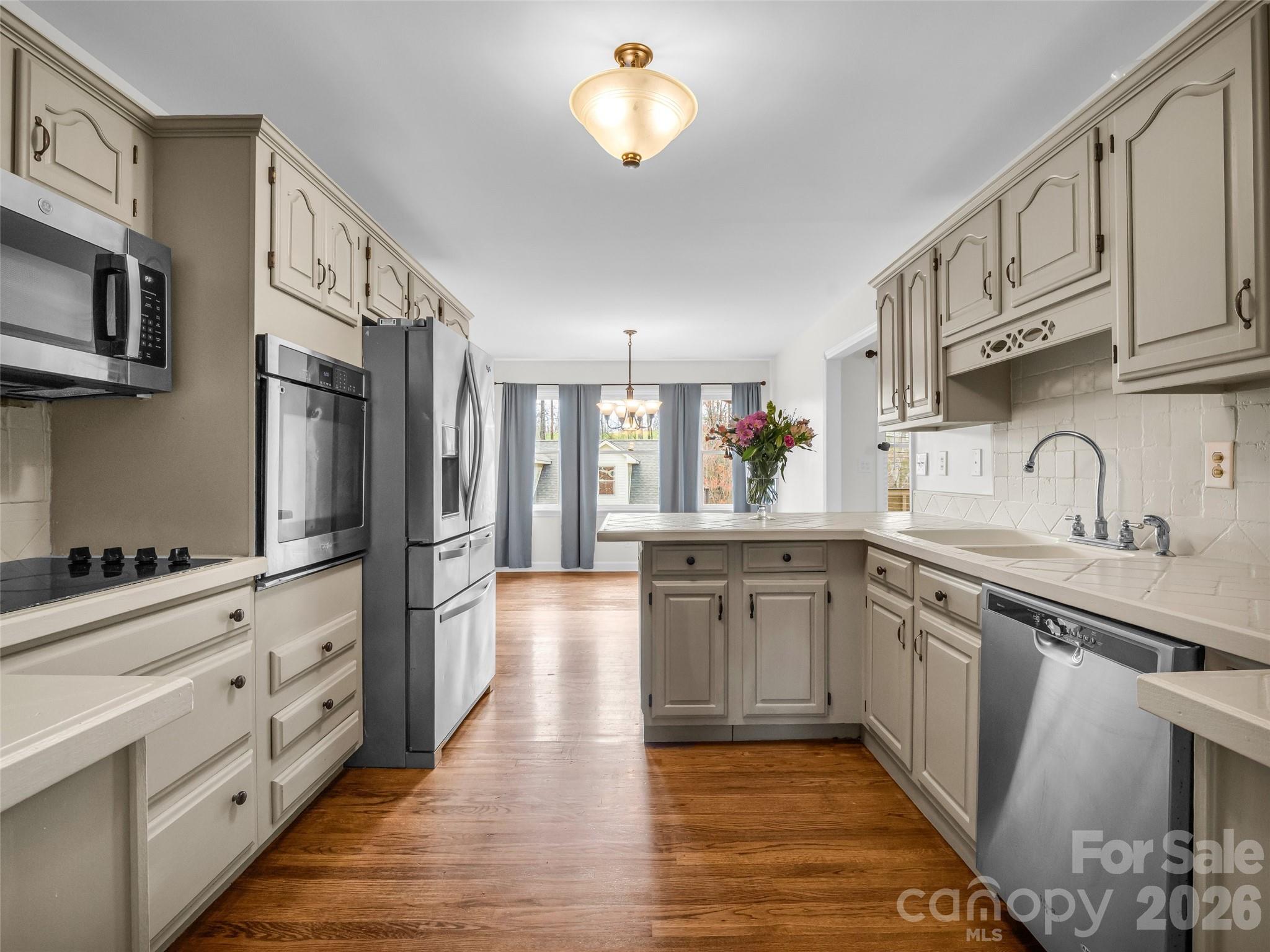148 Fairway Drive — Forest City