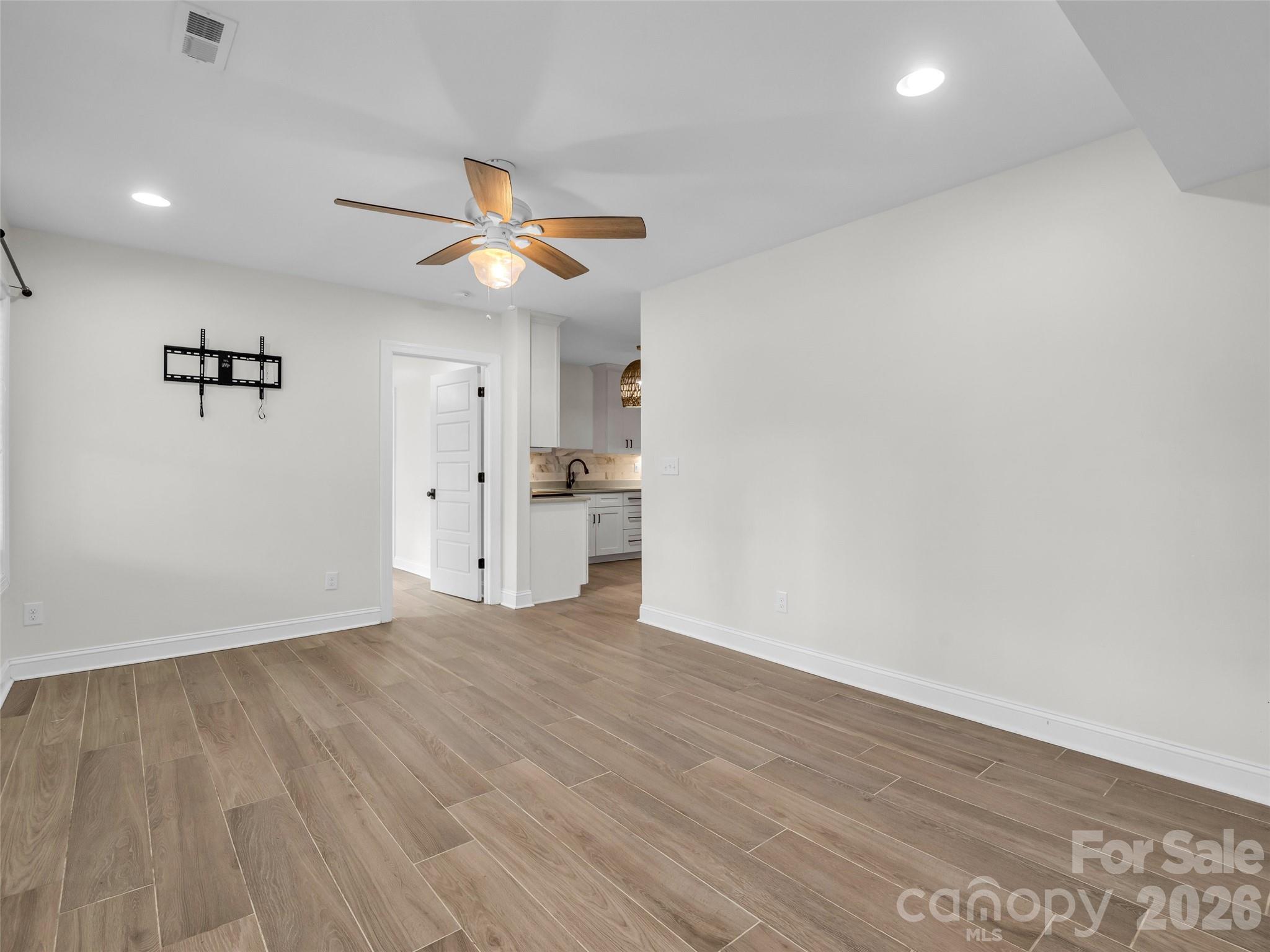 148 Fairway Drive — Forest City