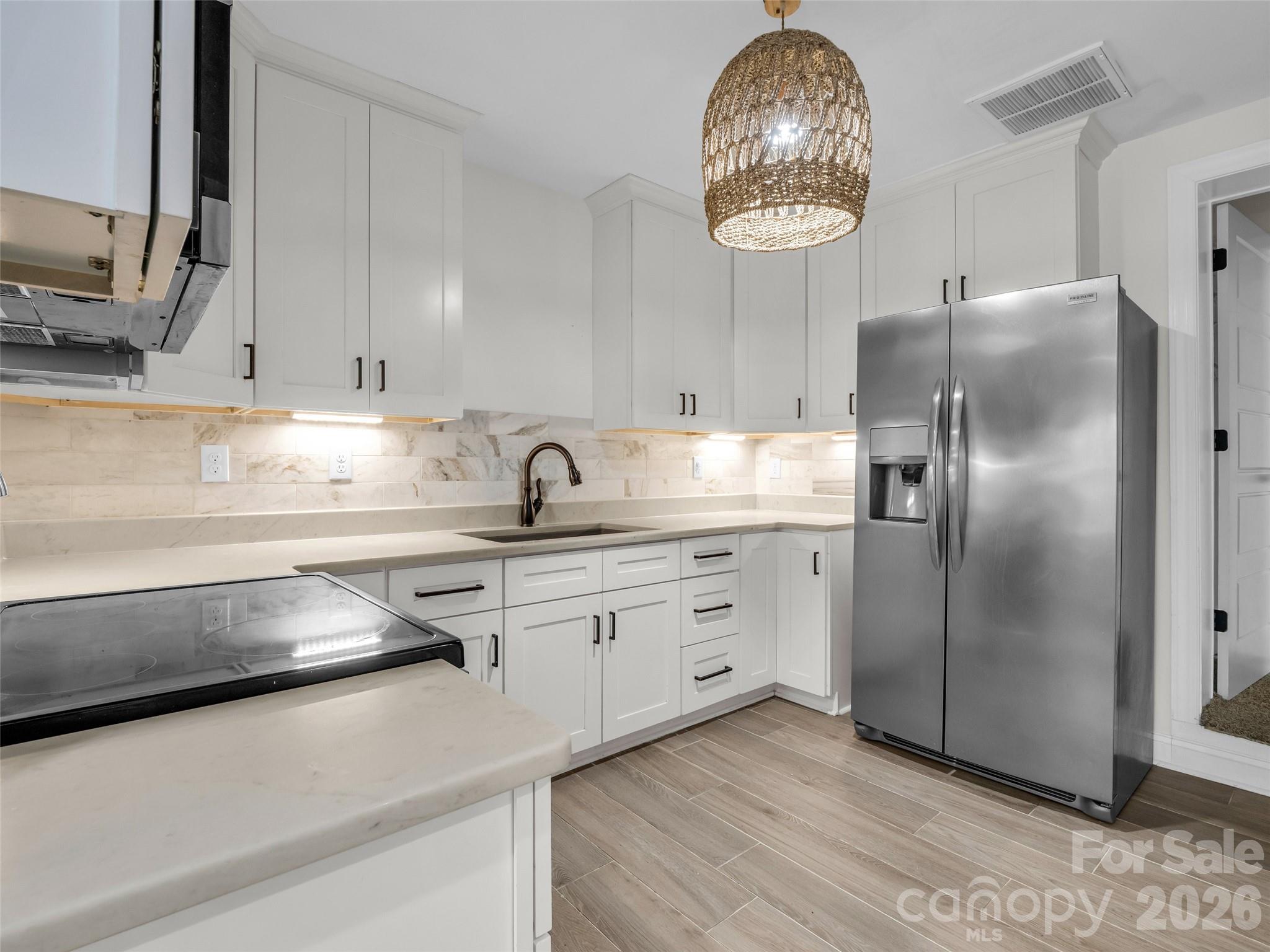 148 Fairway Drive — Forest City