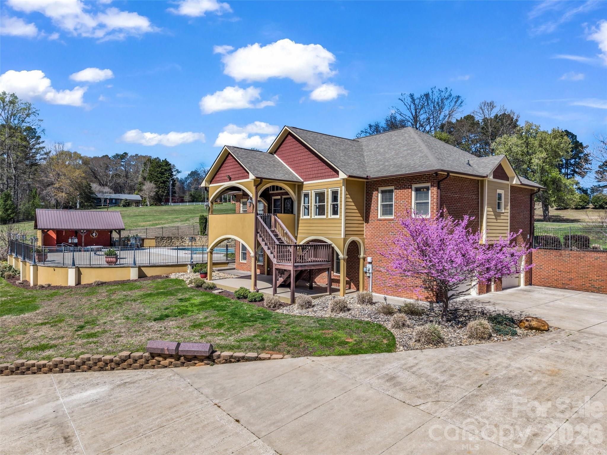 148 Fairway Drive — Forest City