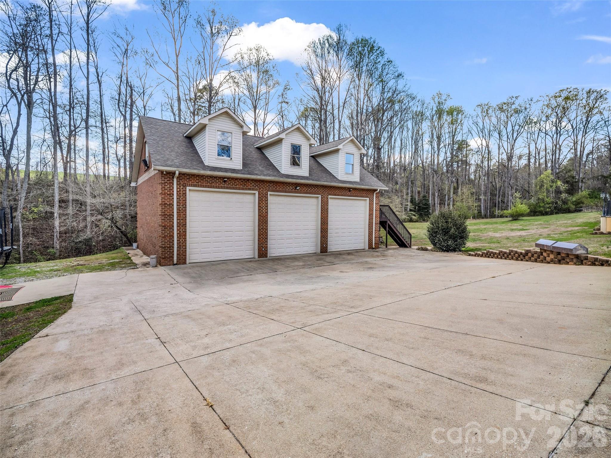 148 Fairway Drive — Forest City