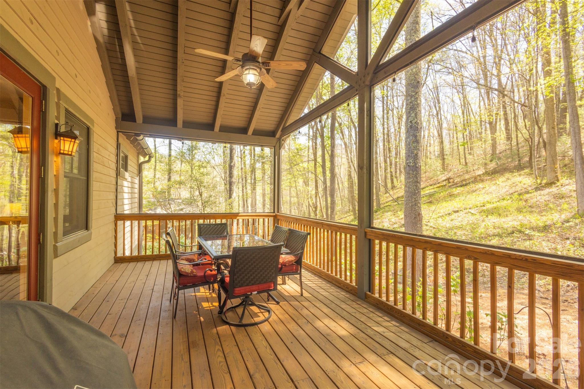 82 Meadow Ridge Court — Tuckasegee