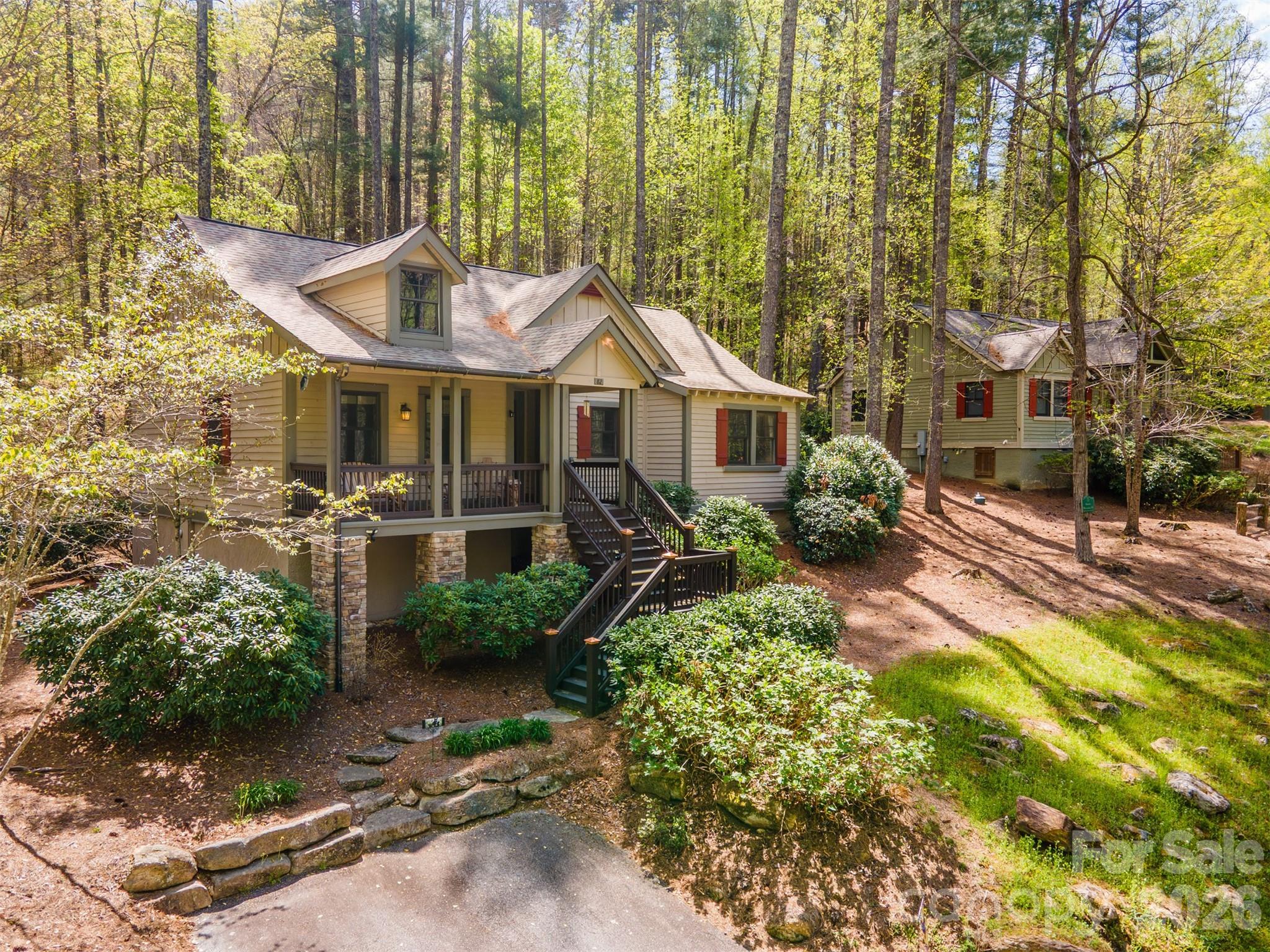 82 Meadow Ridge Court — Tuckasegee