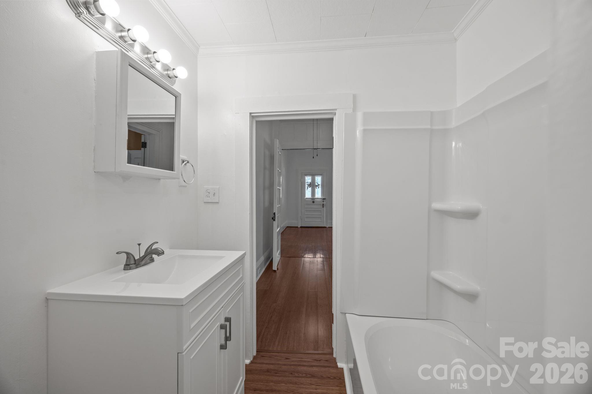 414 S Spencer Avenue — Spencer
