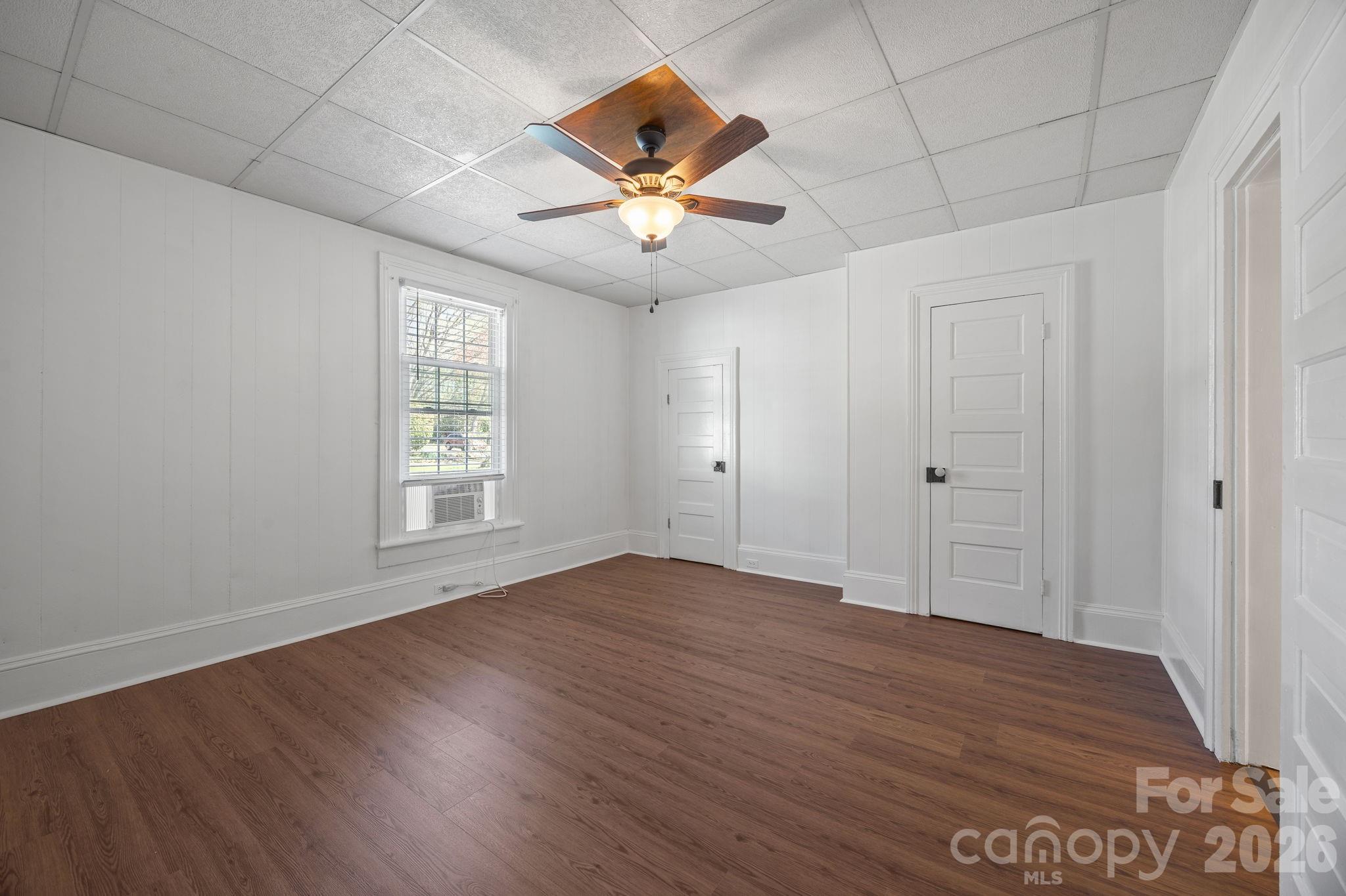 414 S Spencer Avenue — Spencer
