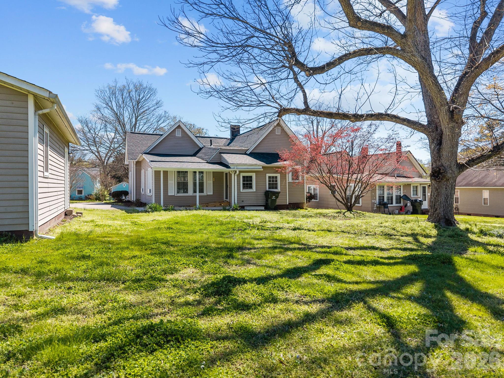 414 S Spencer Avenue — Spencer