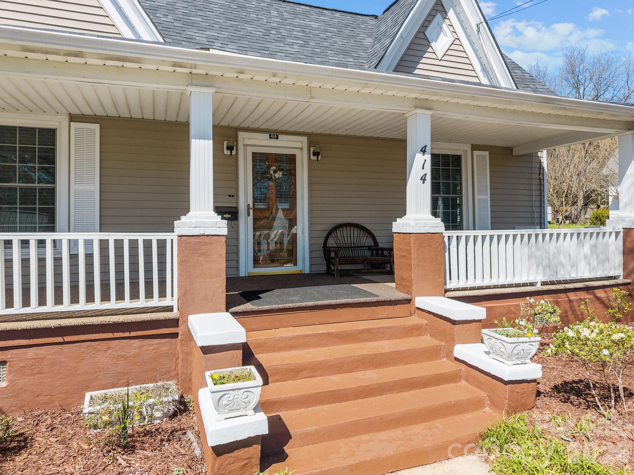 414 S Spencer Avenue — Spencer
