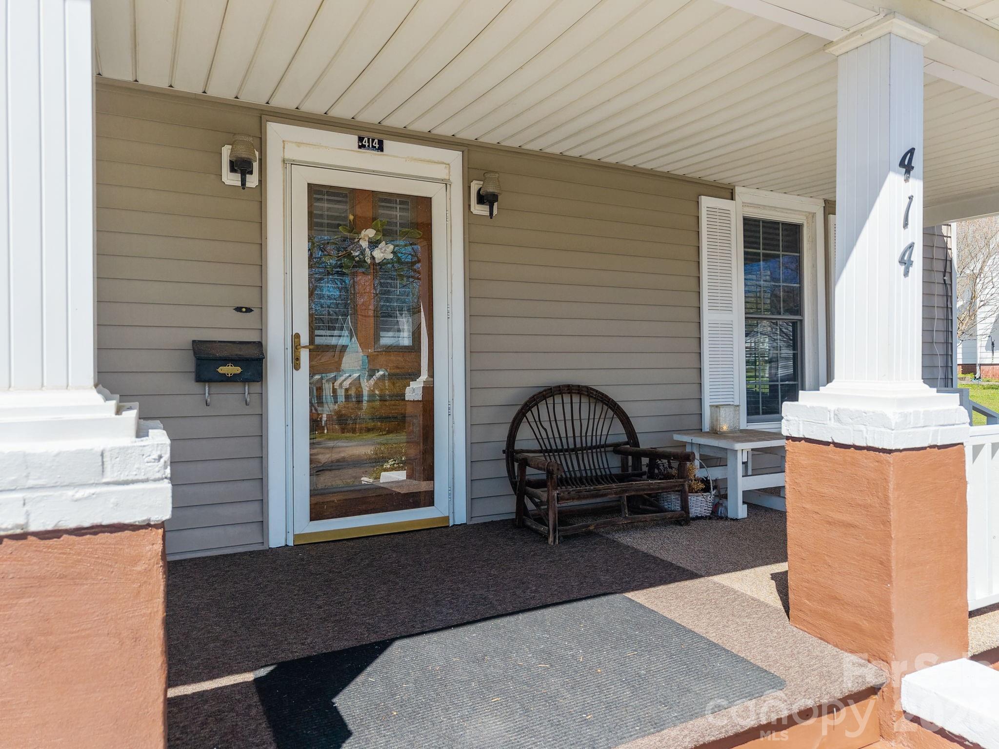 414 S Spencer Avenue — Spencer