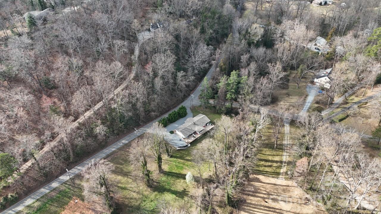 260 Warrior Drive — Tryon