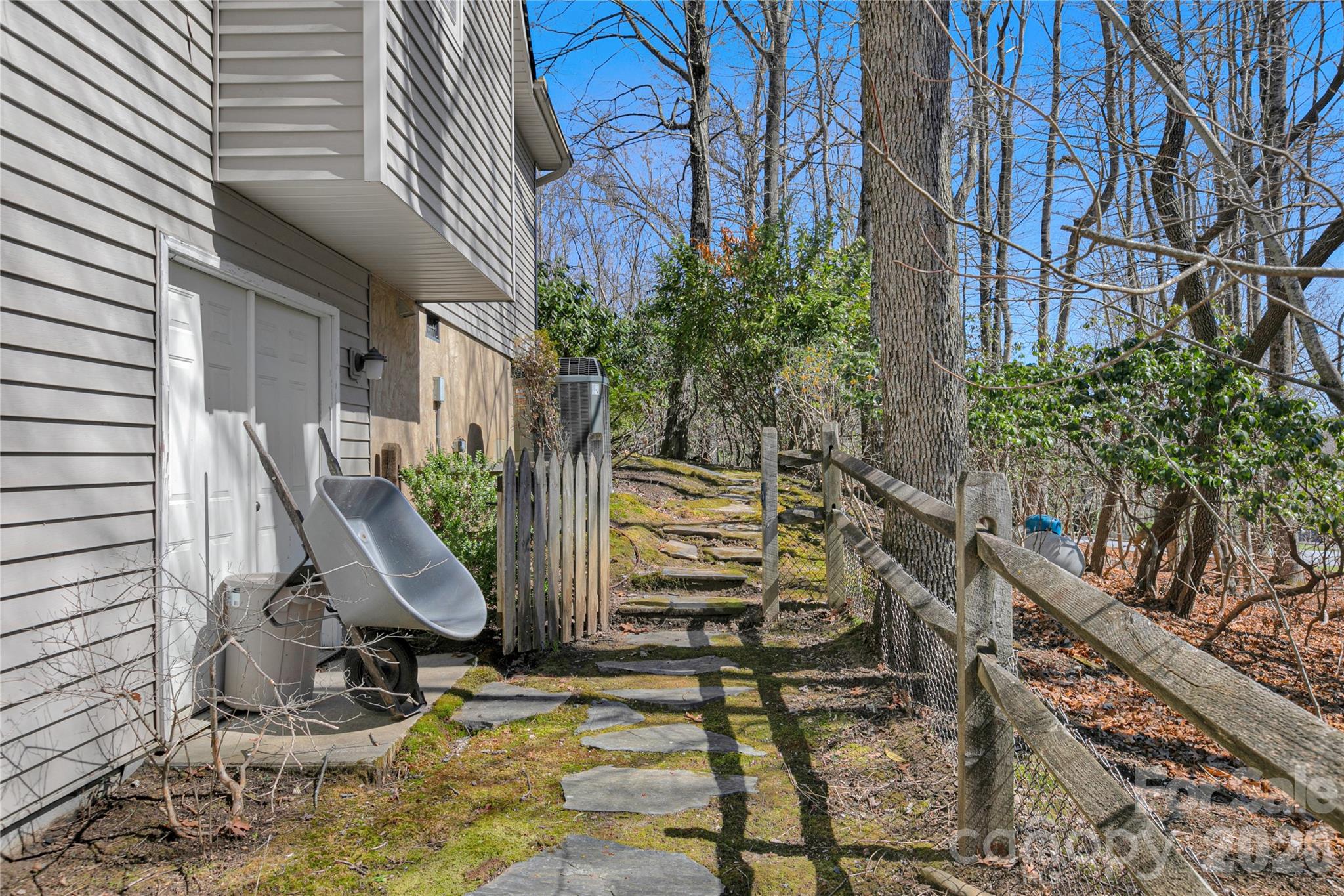 63 Wanei Court — Brevard