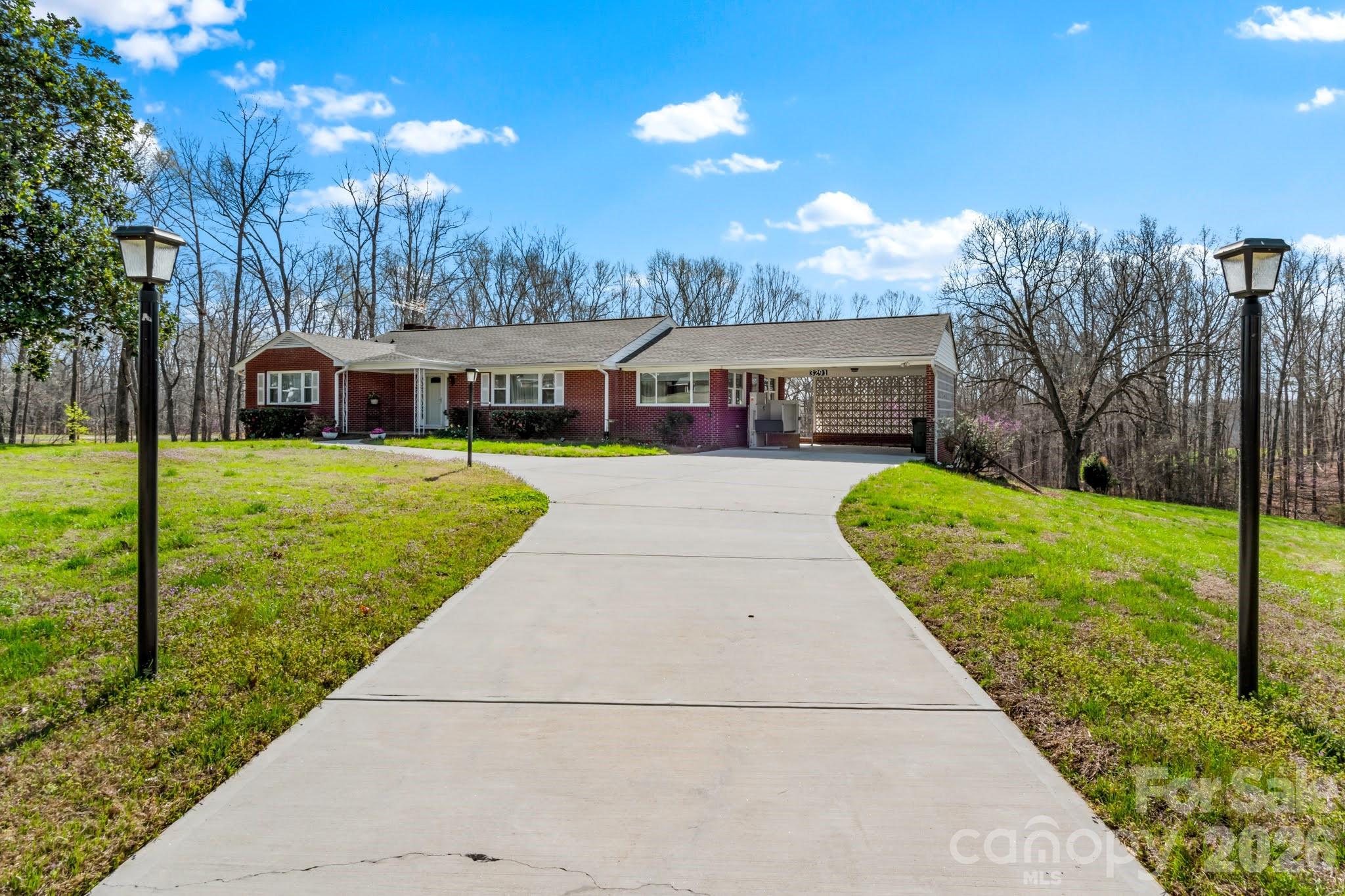 3291 Burton Road — Thomasville