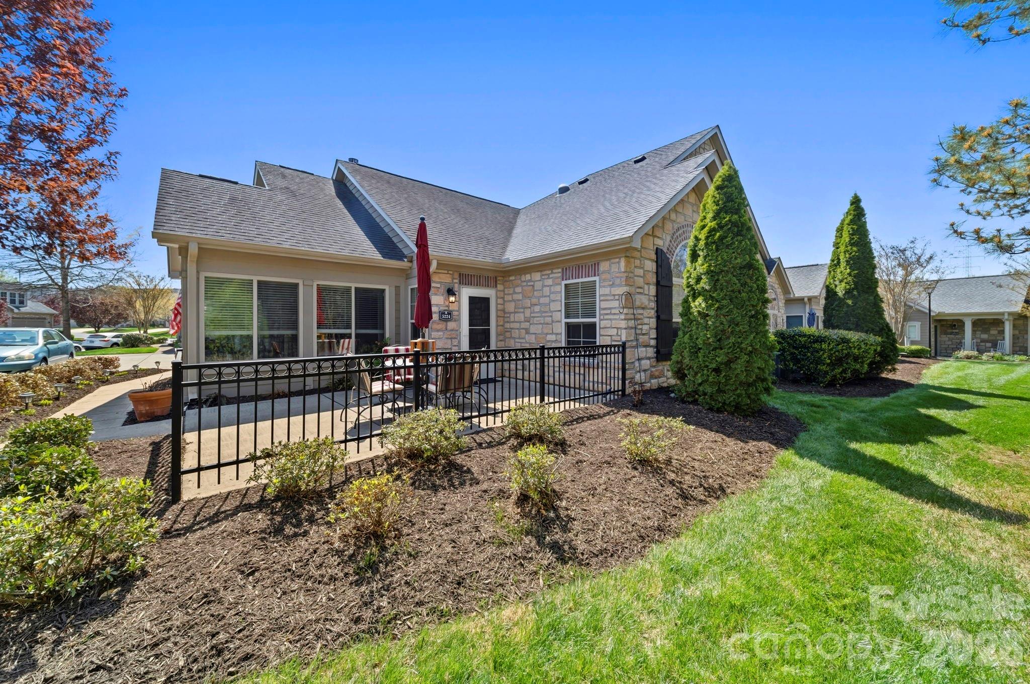 5224 Polo Gate Boulevard — Charlotte