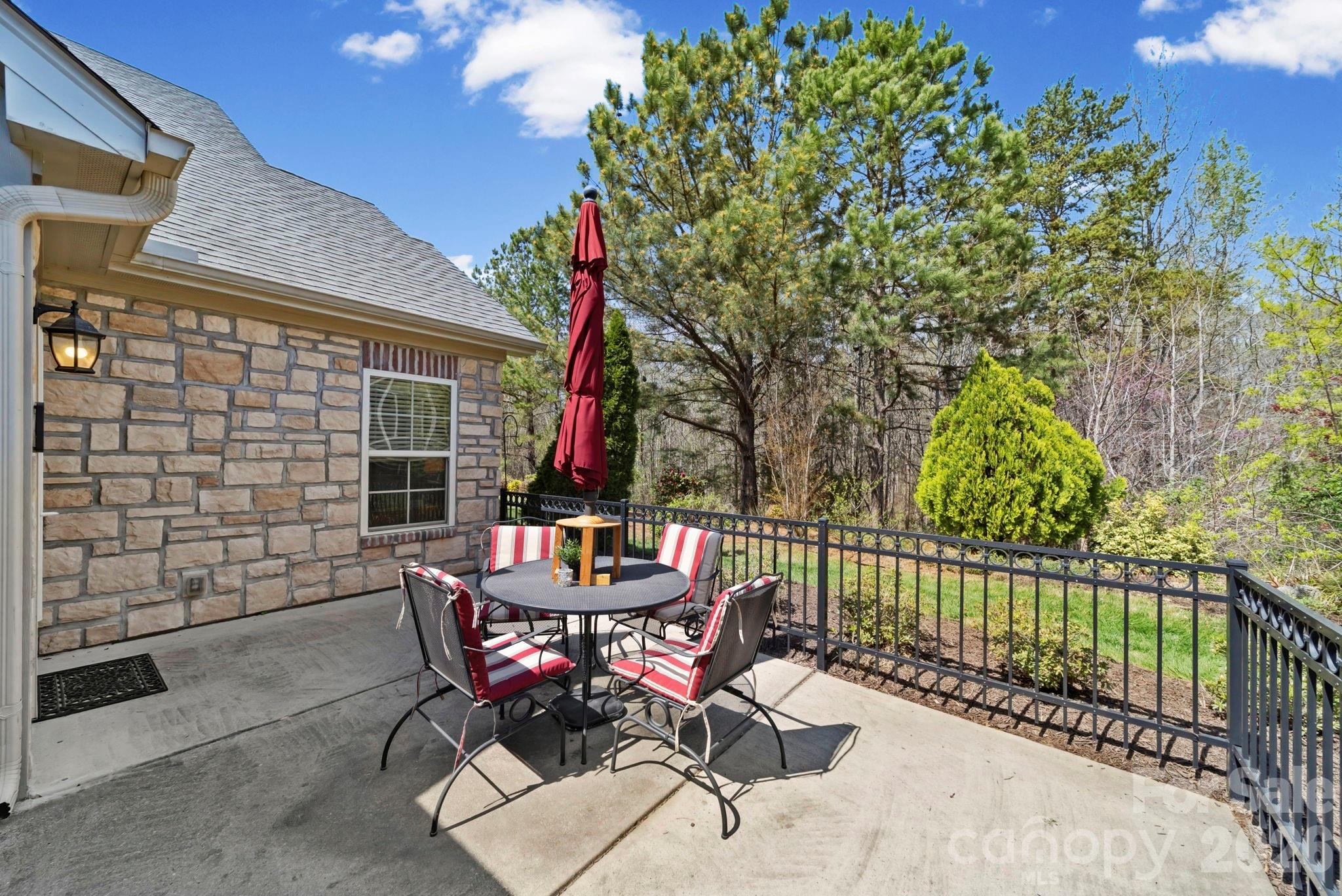 5224 Polo Gate Boulevard — Charlotte