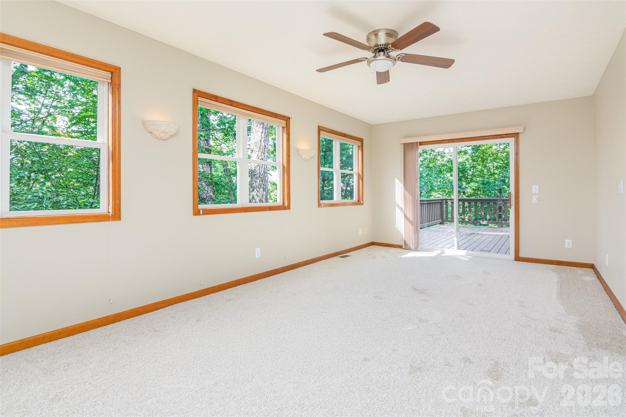 299 Carriage Summitt Way — Hendersonville