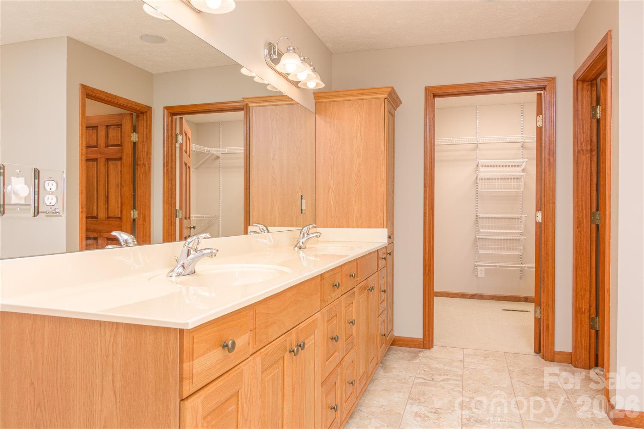 299 Carriage Summitt Way — Hendersonville
