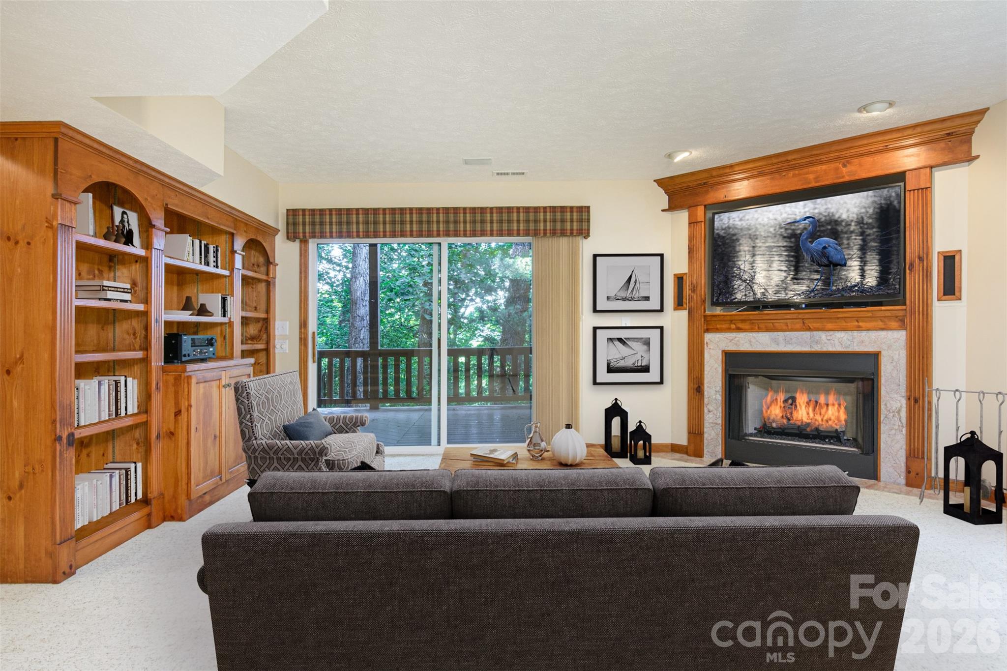 299 Carriage Summitt Way — Hendersonville
