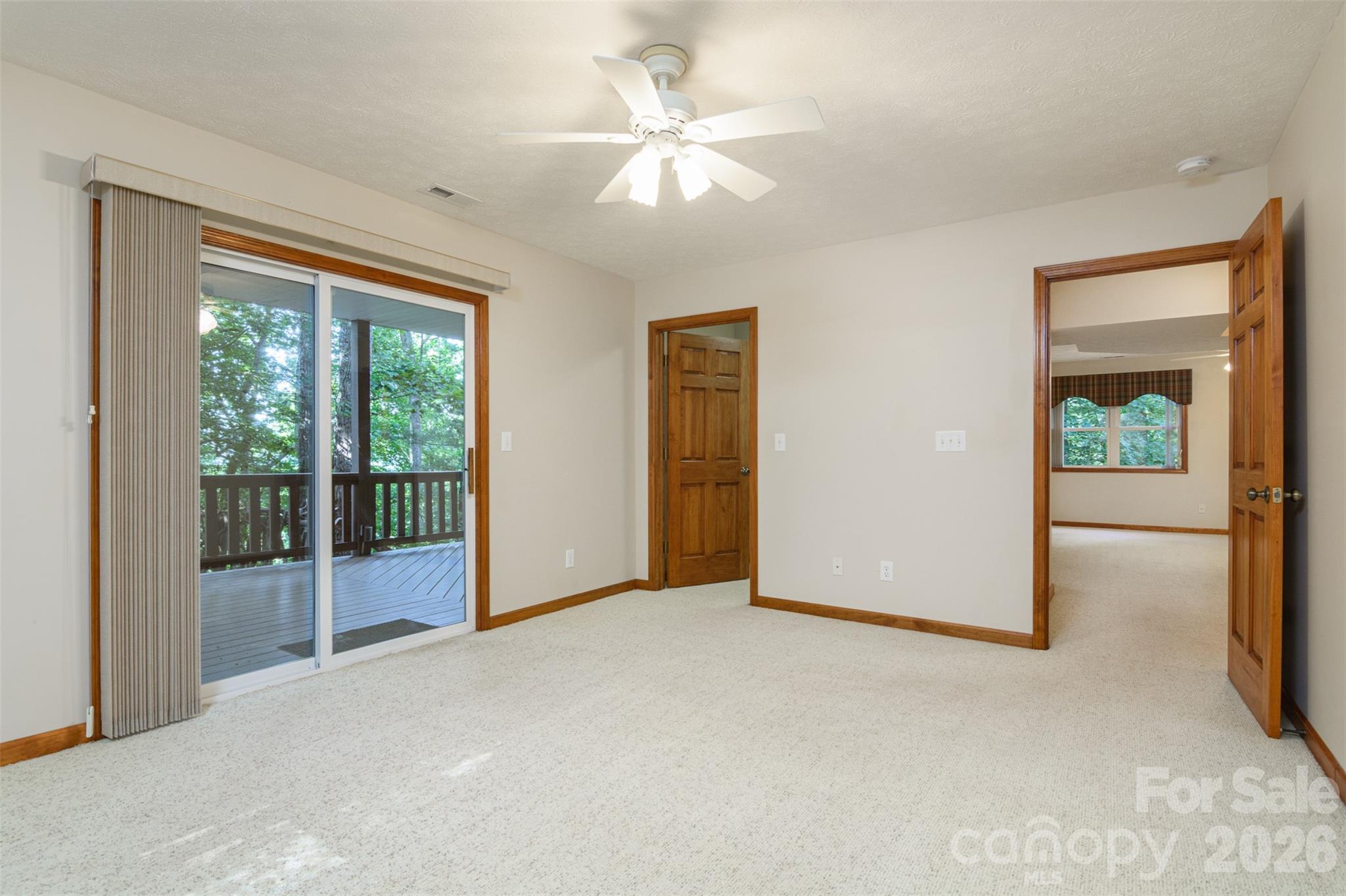 299 Carriage Summitt Way — Hendersonville