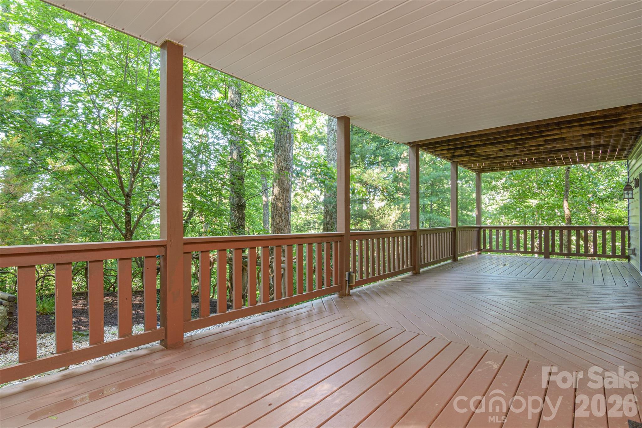 299 Carriage Summitt Way — Hendersonville