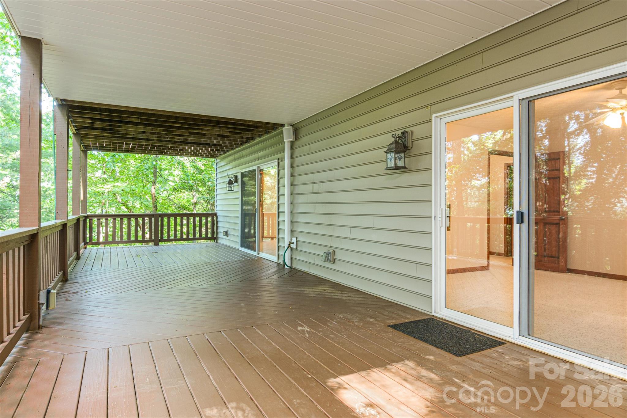 299 Carriage Summitt Way — Hendersonville