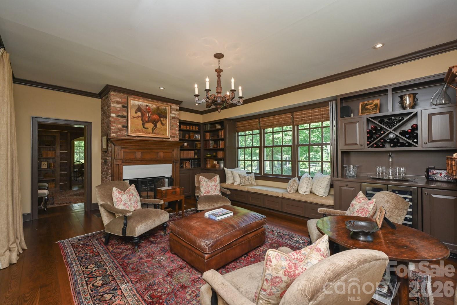 835 Jackson Grove Road — Columbus