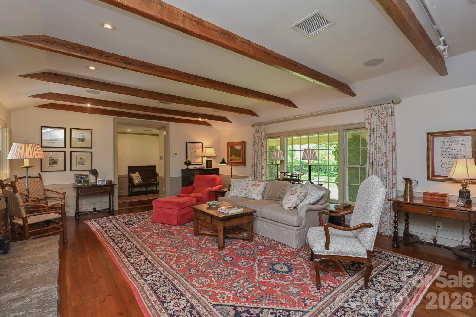 835 Jackson Grove Road — Columbus