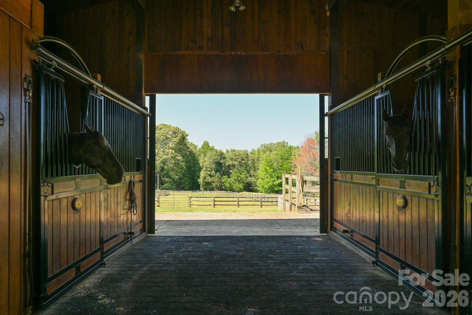 835 Jackson Grove Road — Columbus
