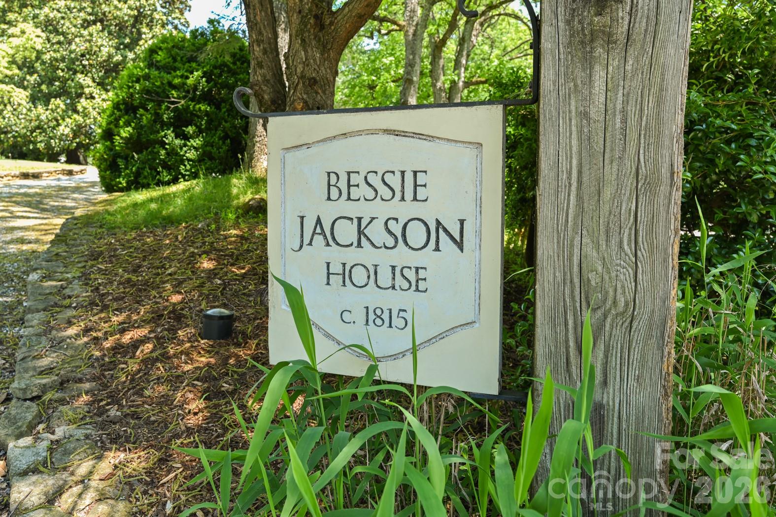 835 Jackson Grove Road — Columbus