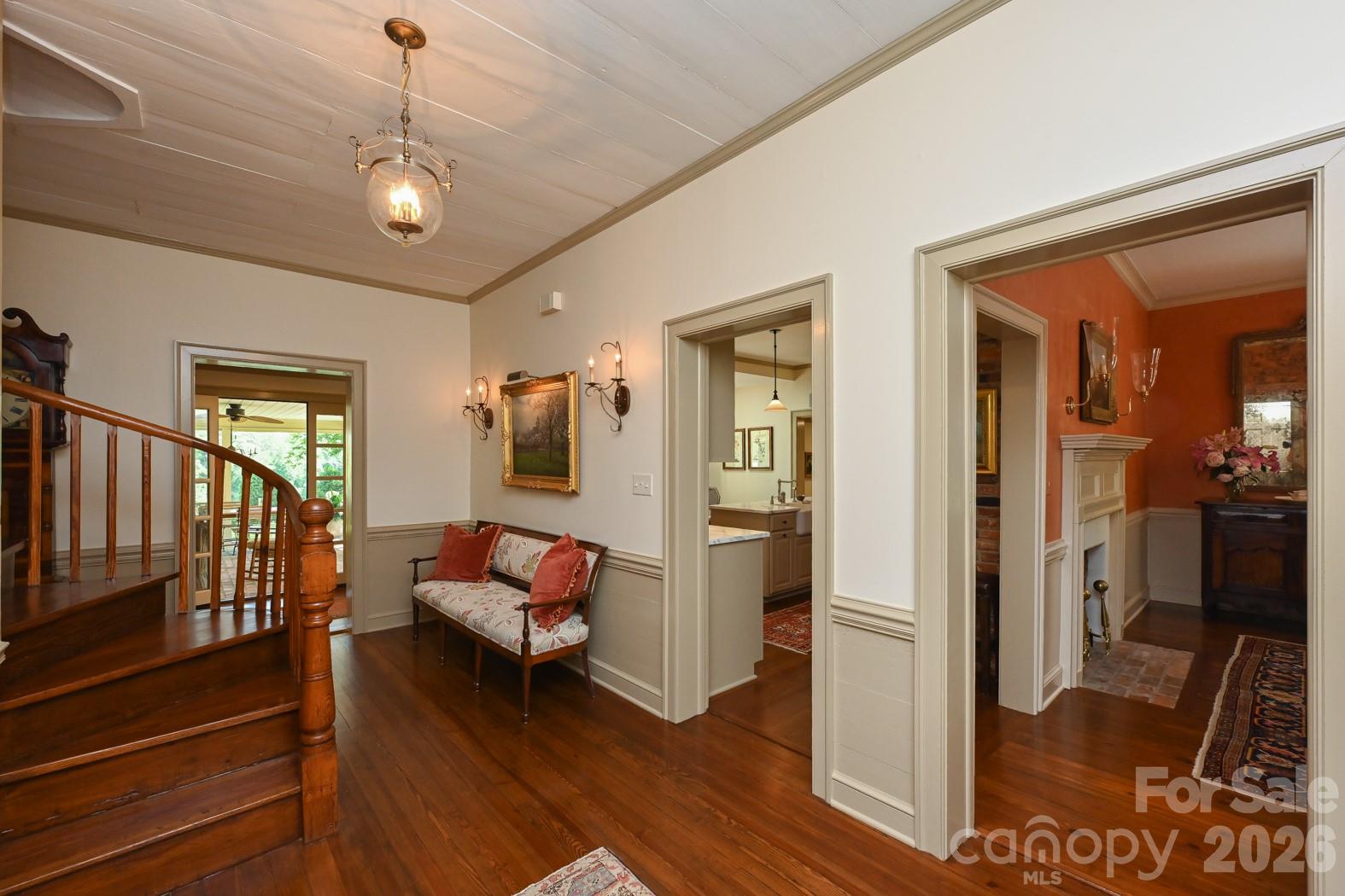 835 Jackson Grove Road — Columbus