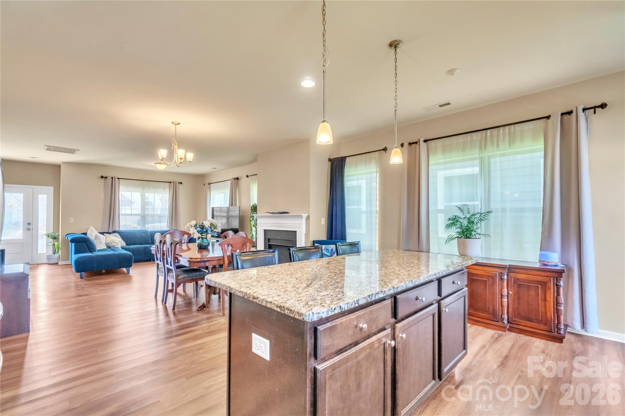 111 Canter Lane — Mooresville