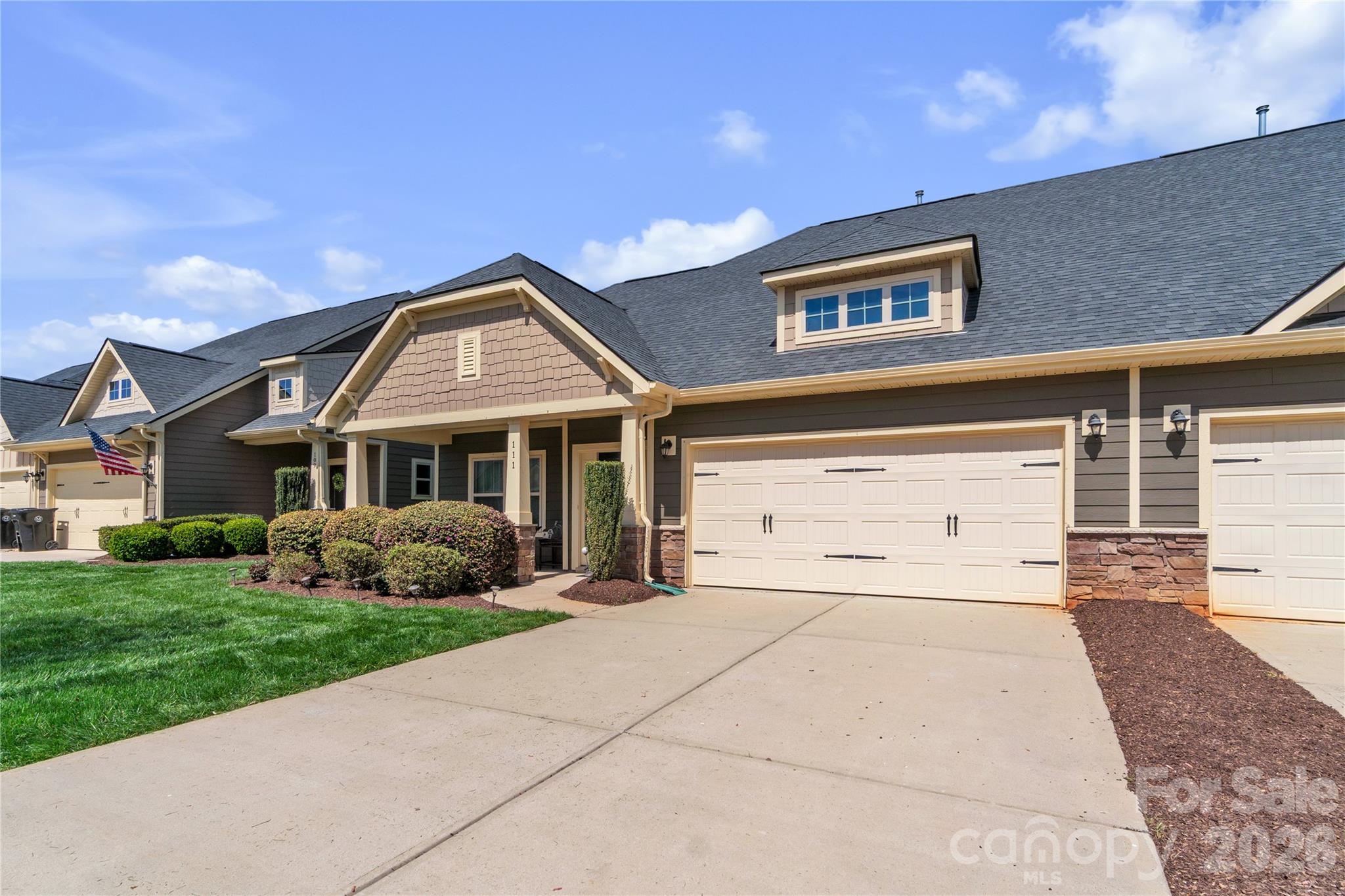 111 Canter Lane — Mooresville